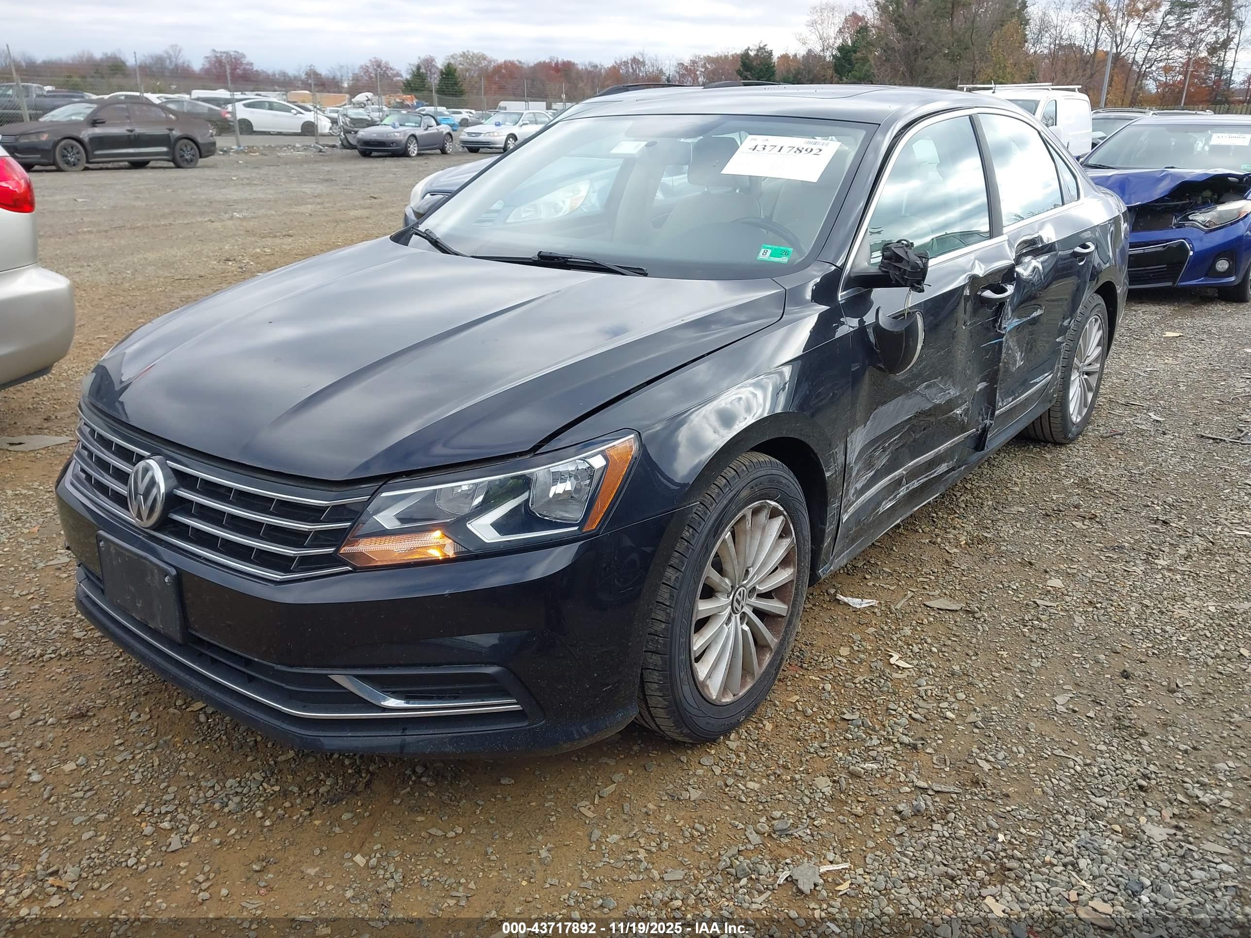 VOLKSWAGEN PASSAT image 2