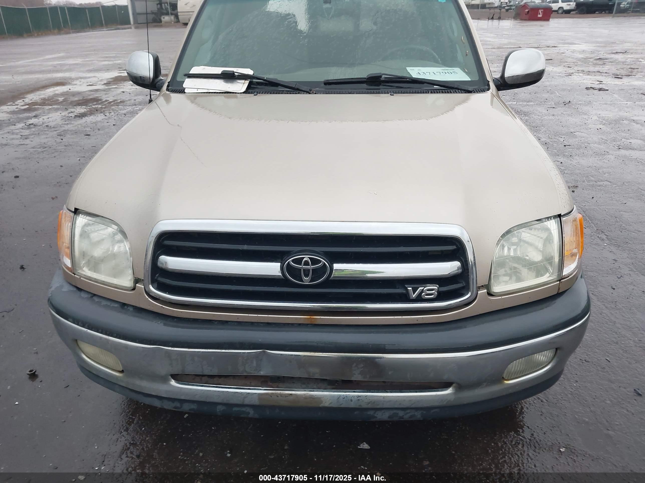 TOYOTA TUNDRA image 6