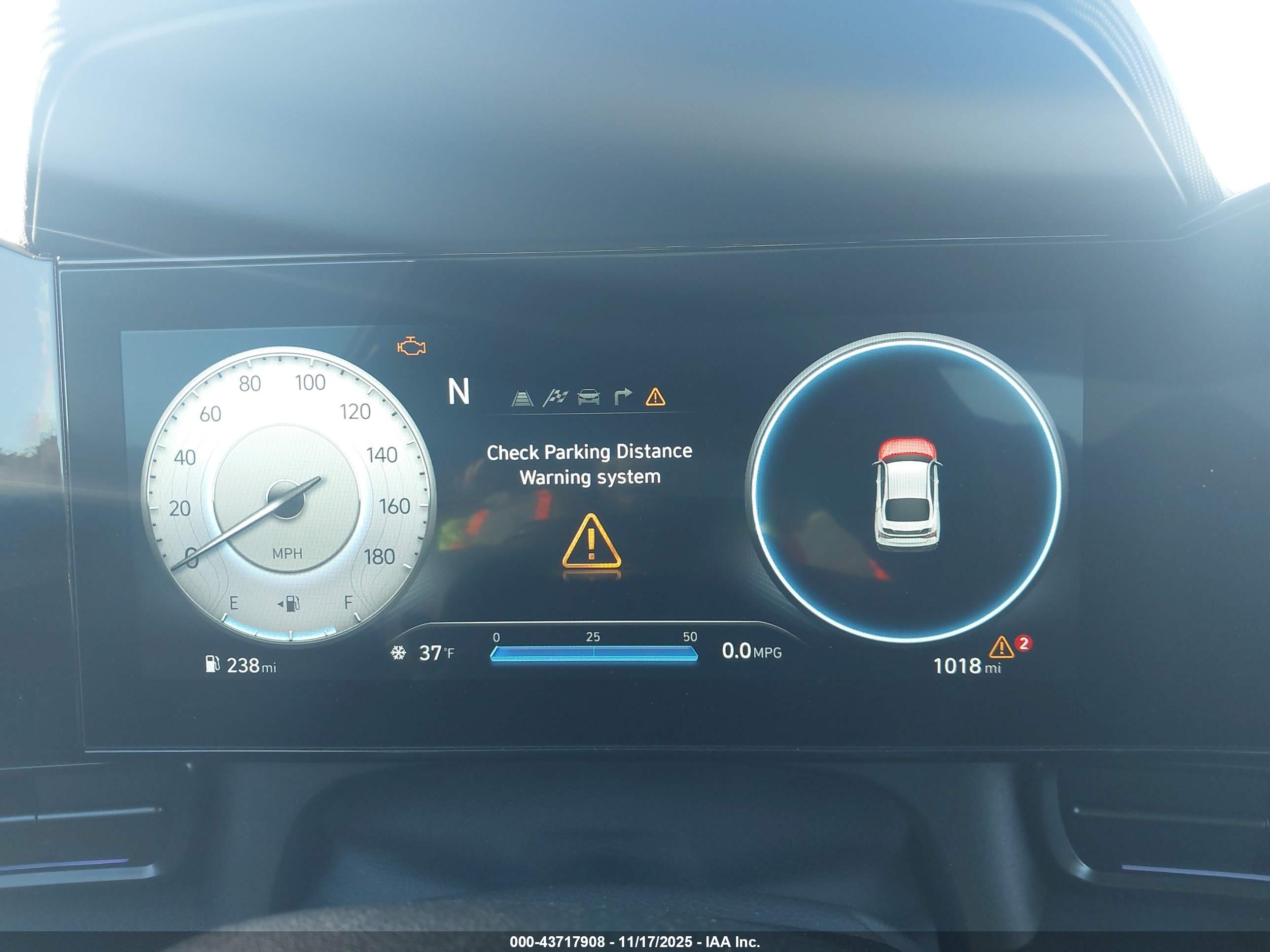 HYUNDAI ELANTRA image 7