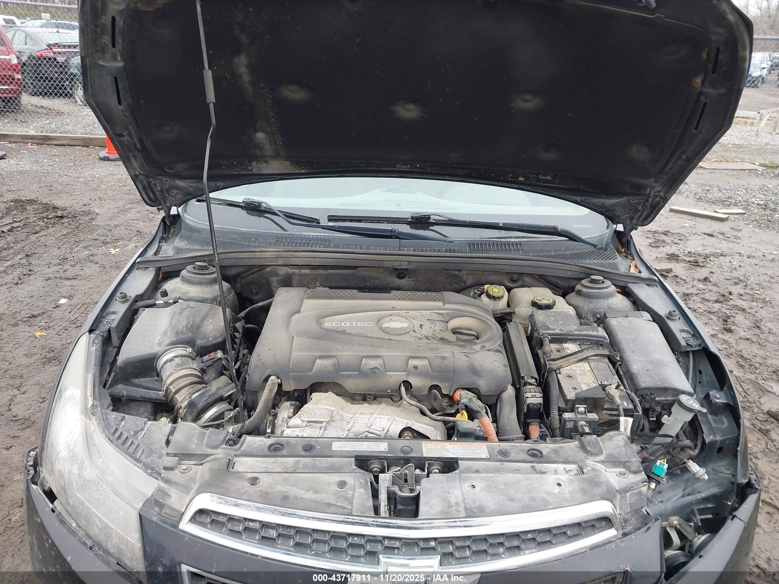 CHEVROLET CRUZE image 10