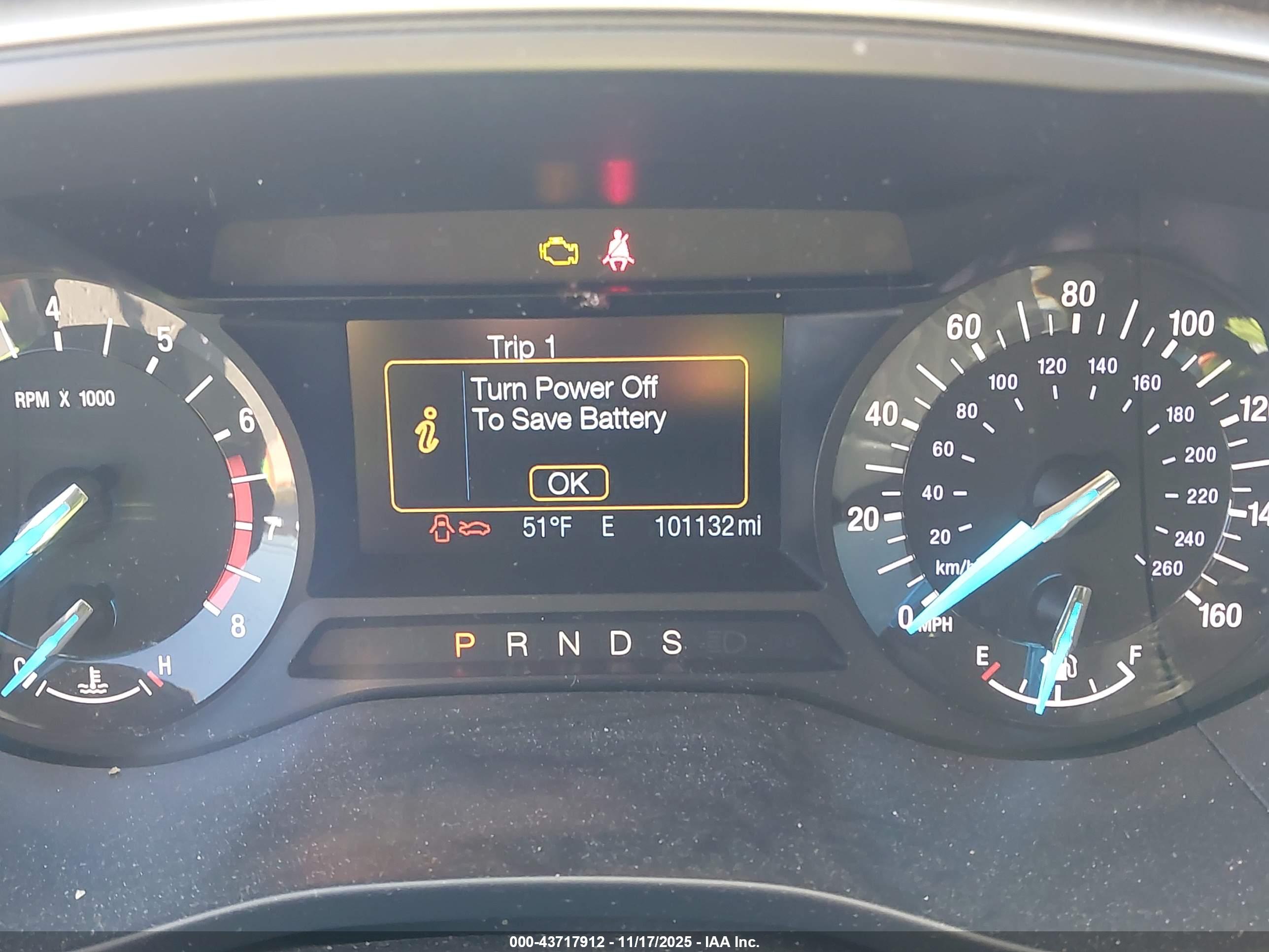 FORD FUSION image 7