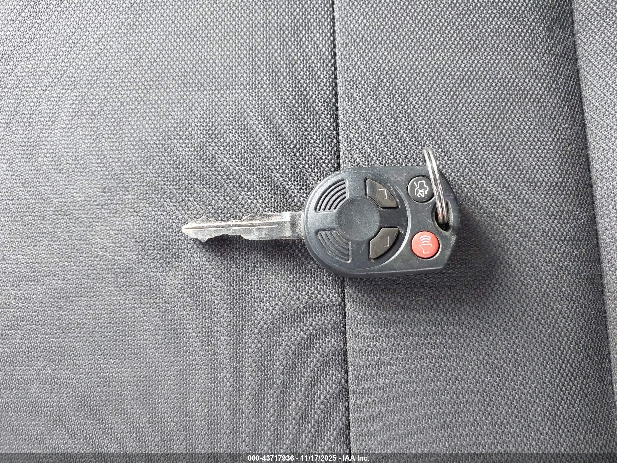 FORD ESCAPE image 11