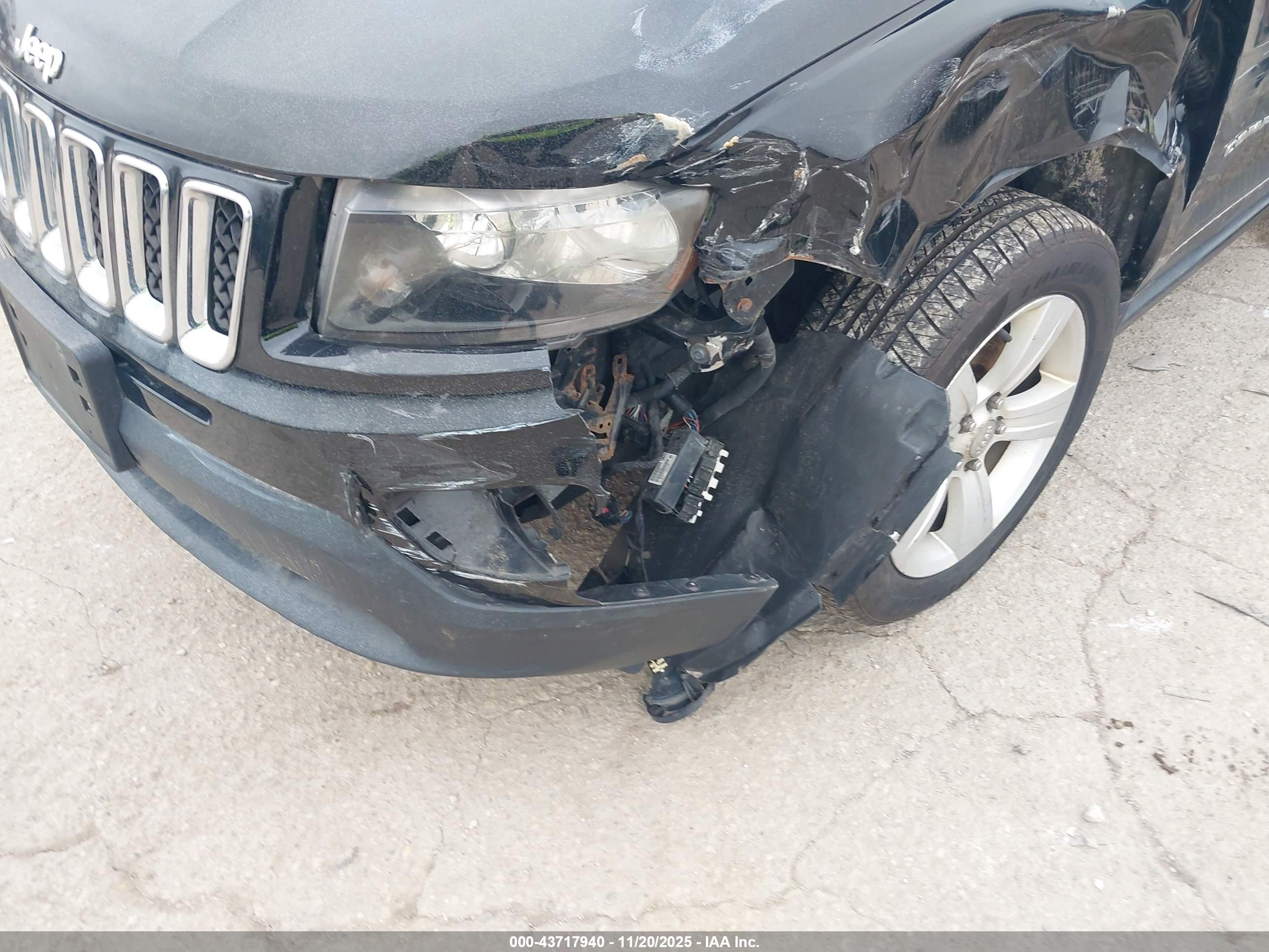 JEEP COMPASS image 6