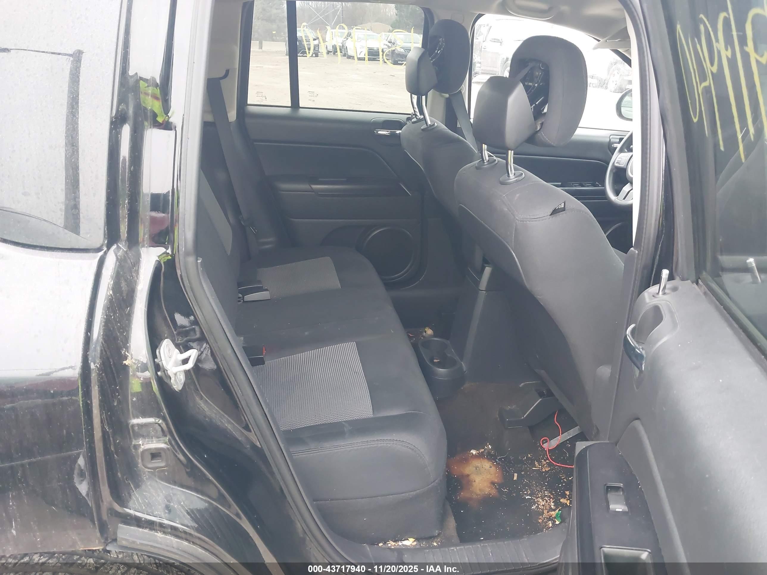 JEEP COMPASS image 8