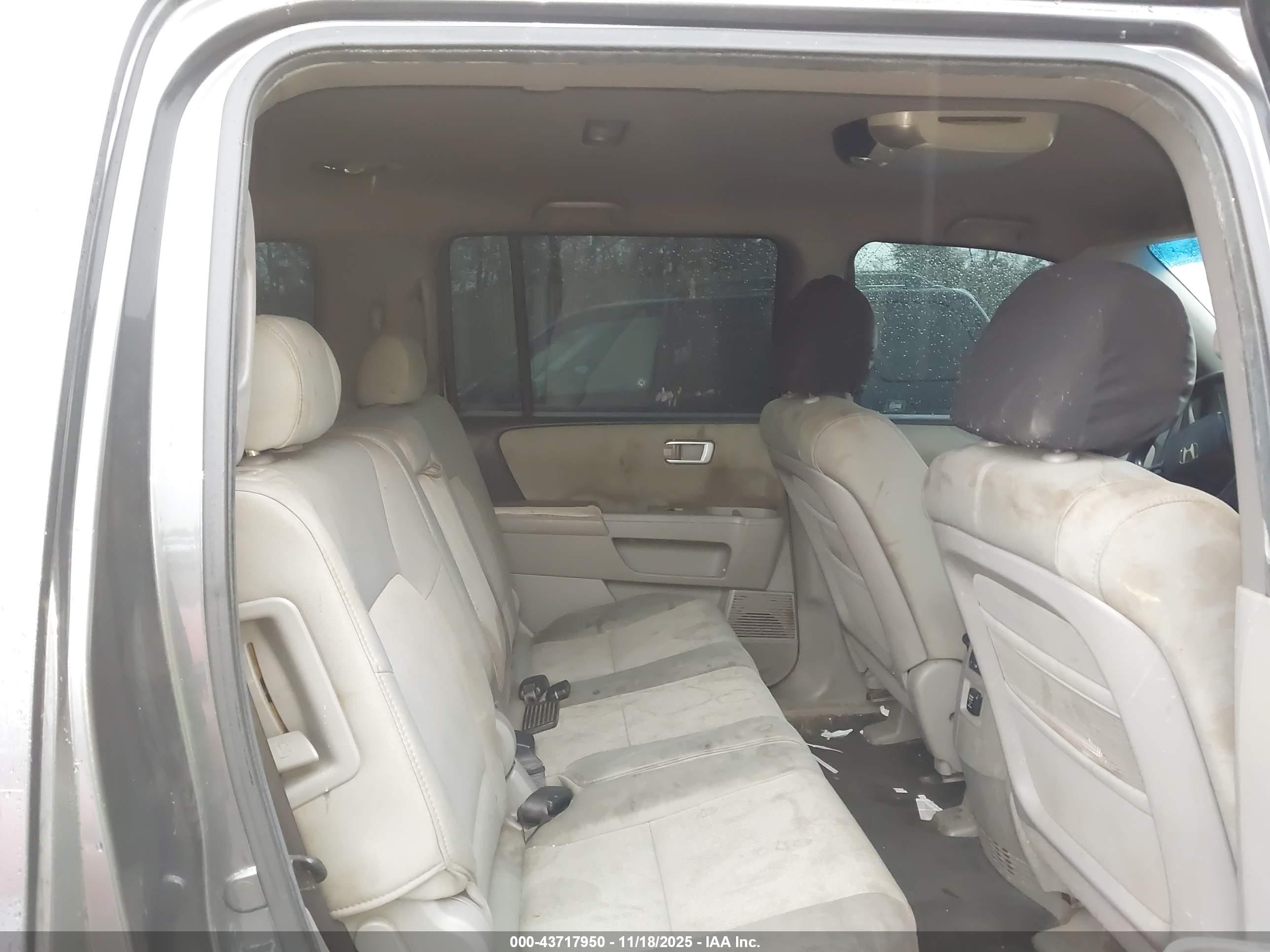 HONDA PILOT image 8