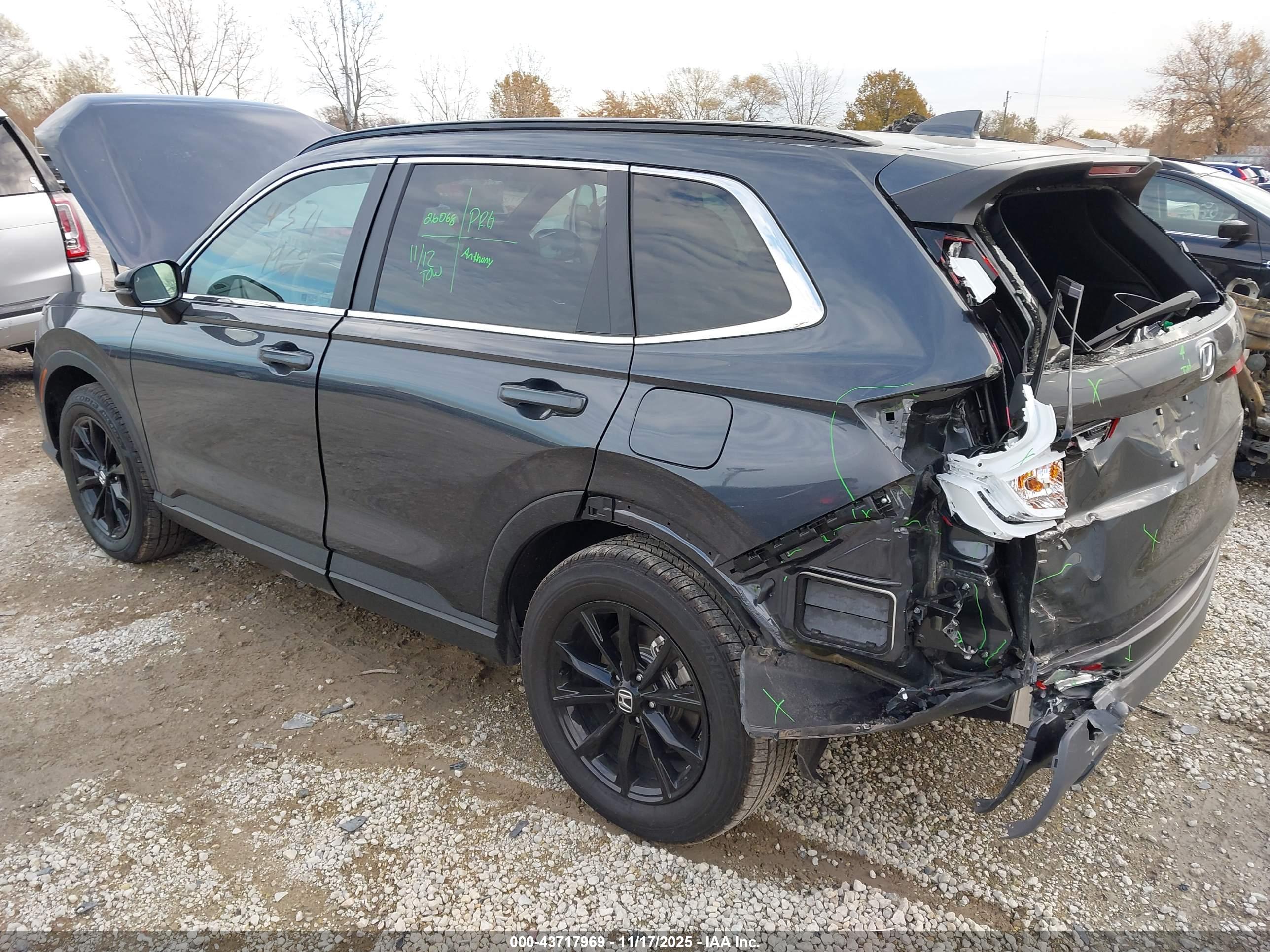 HONDA CR-V image 3
