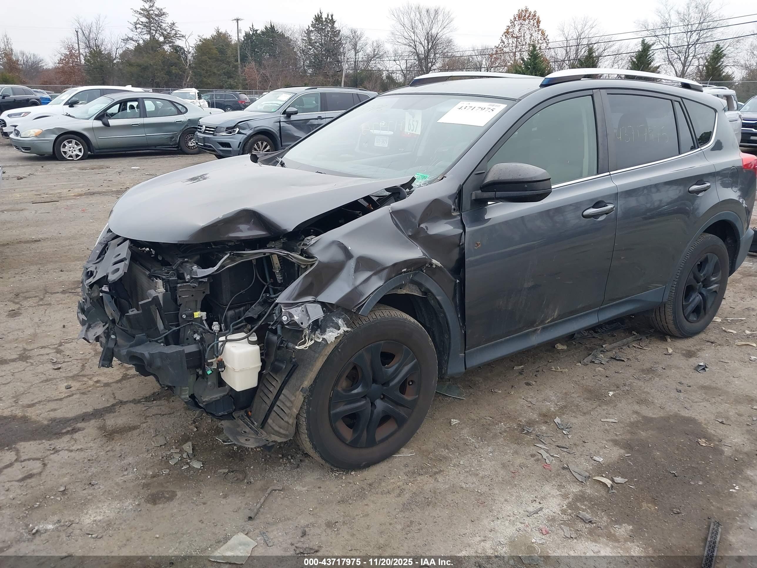TOYOTA RAV4 image 2