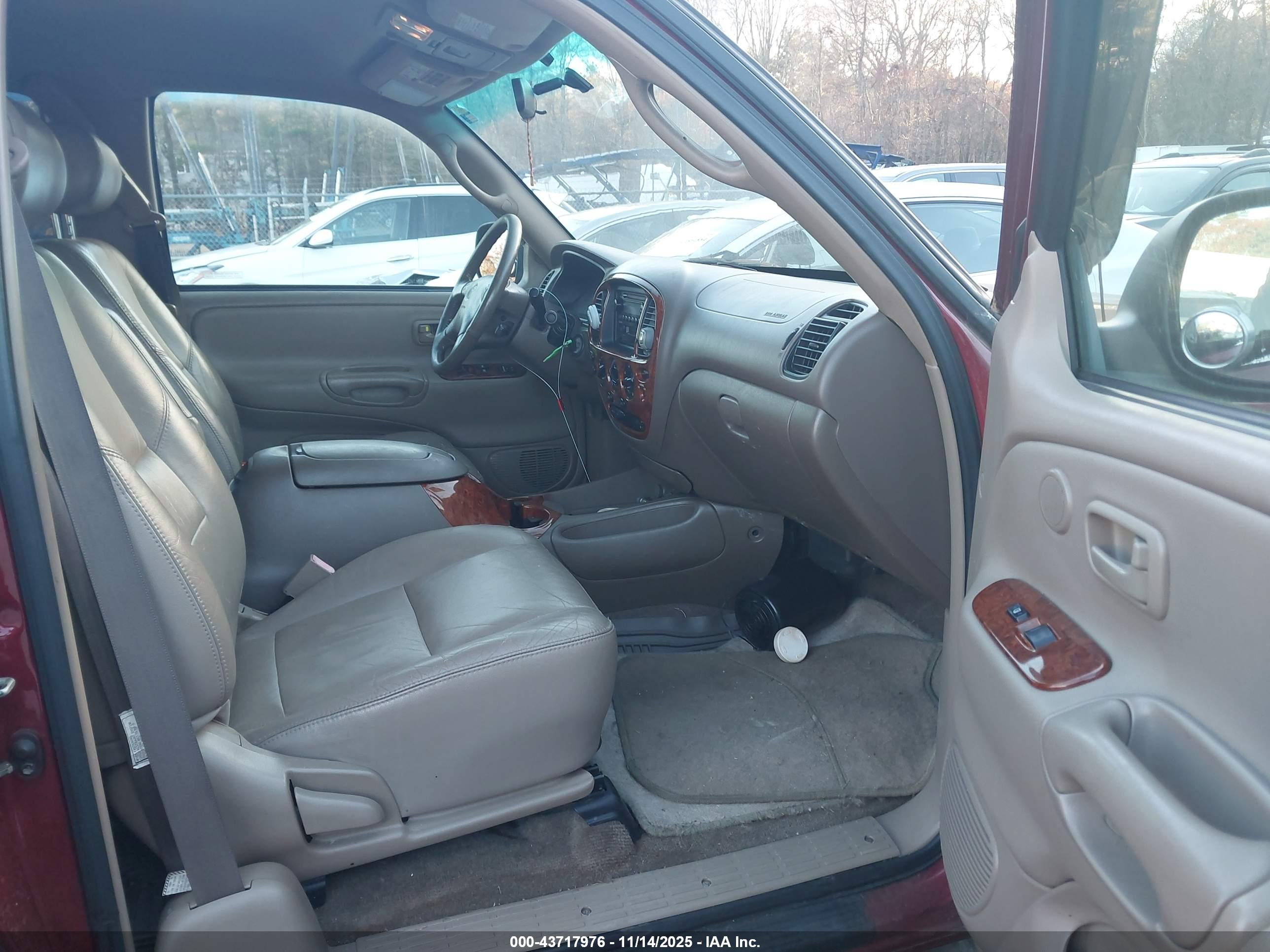 TOYOTA TUNDRA image 5