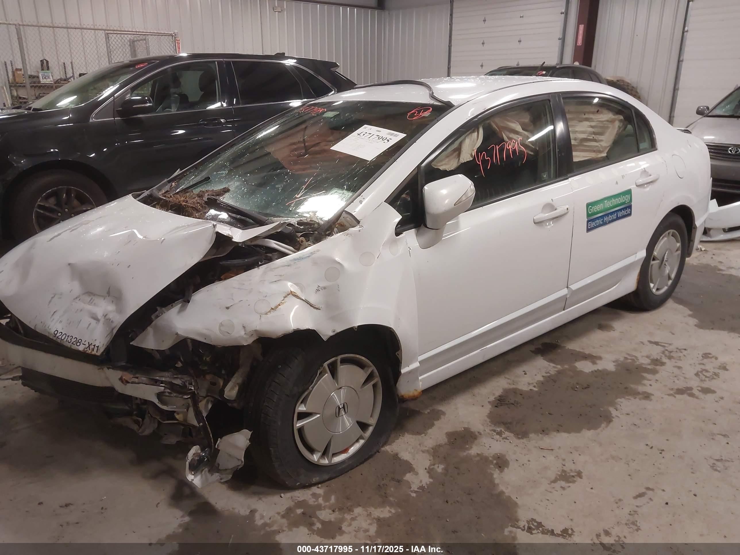 HONDA CIVIC image 2