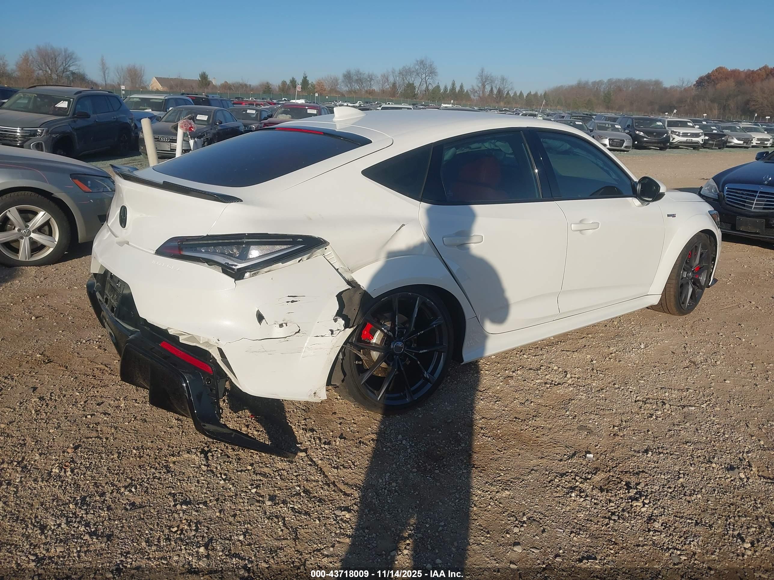 ACURA INTEGRA image 4