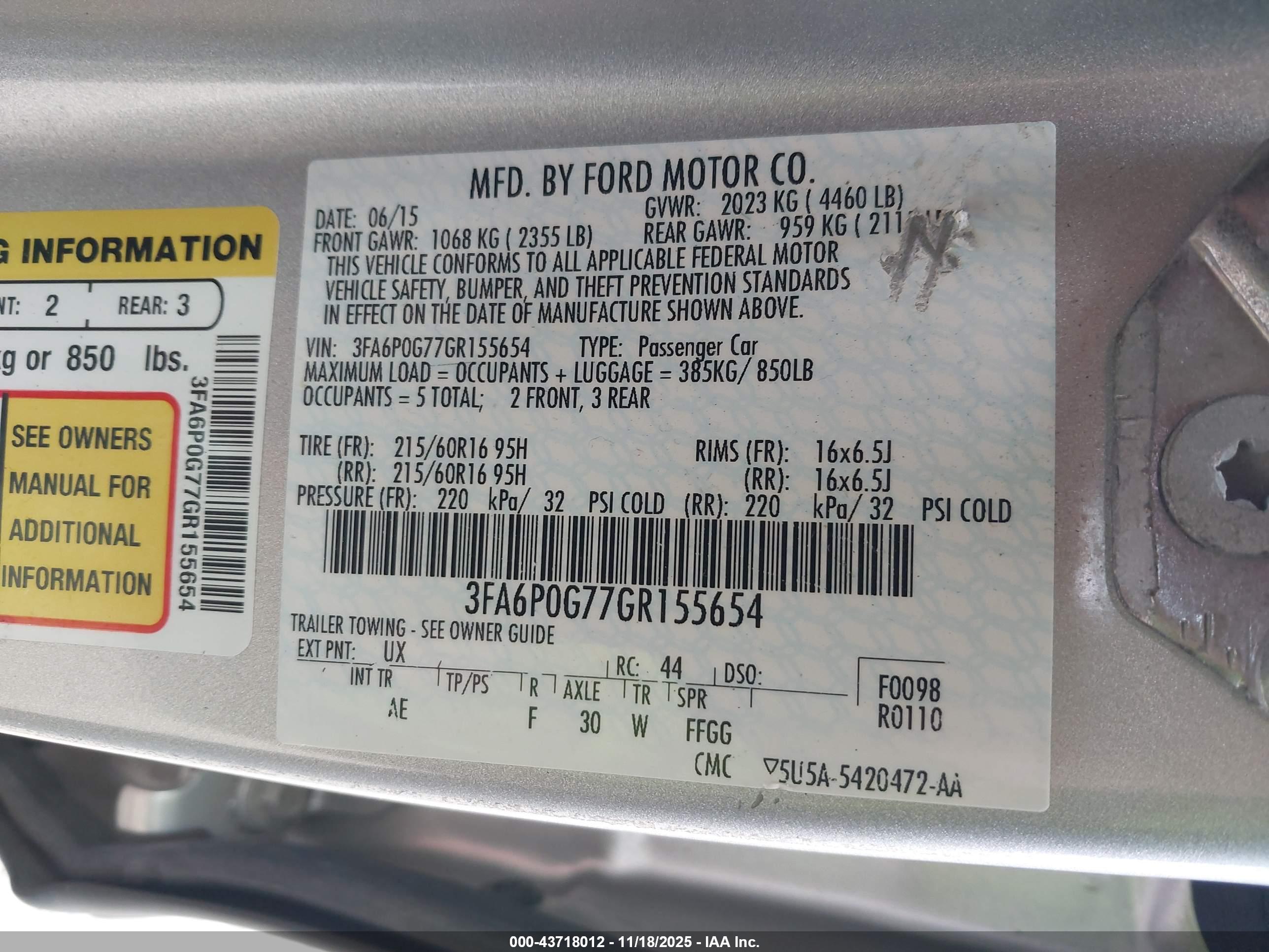 FORD FUSION image 9