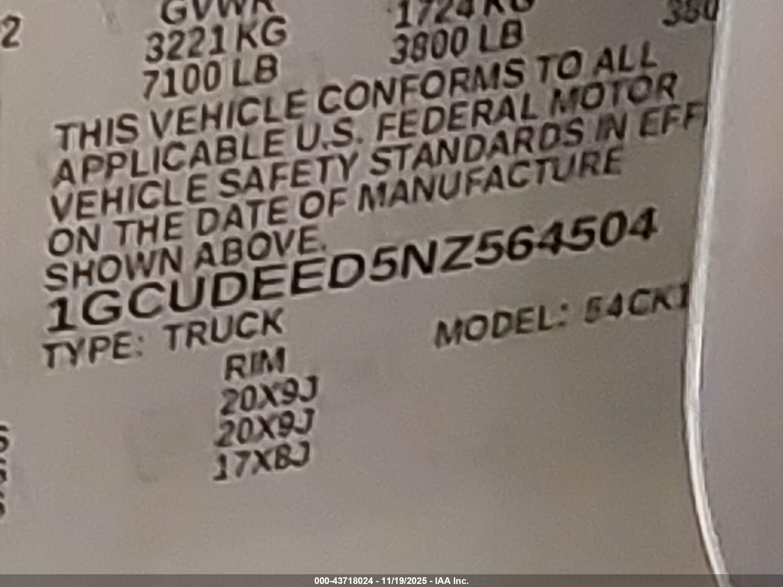 CHEVROLET SILVERADO image 9