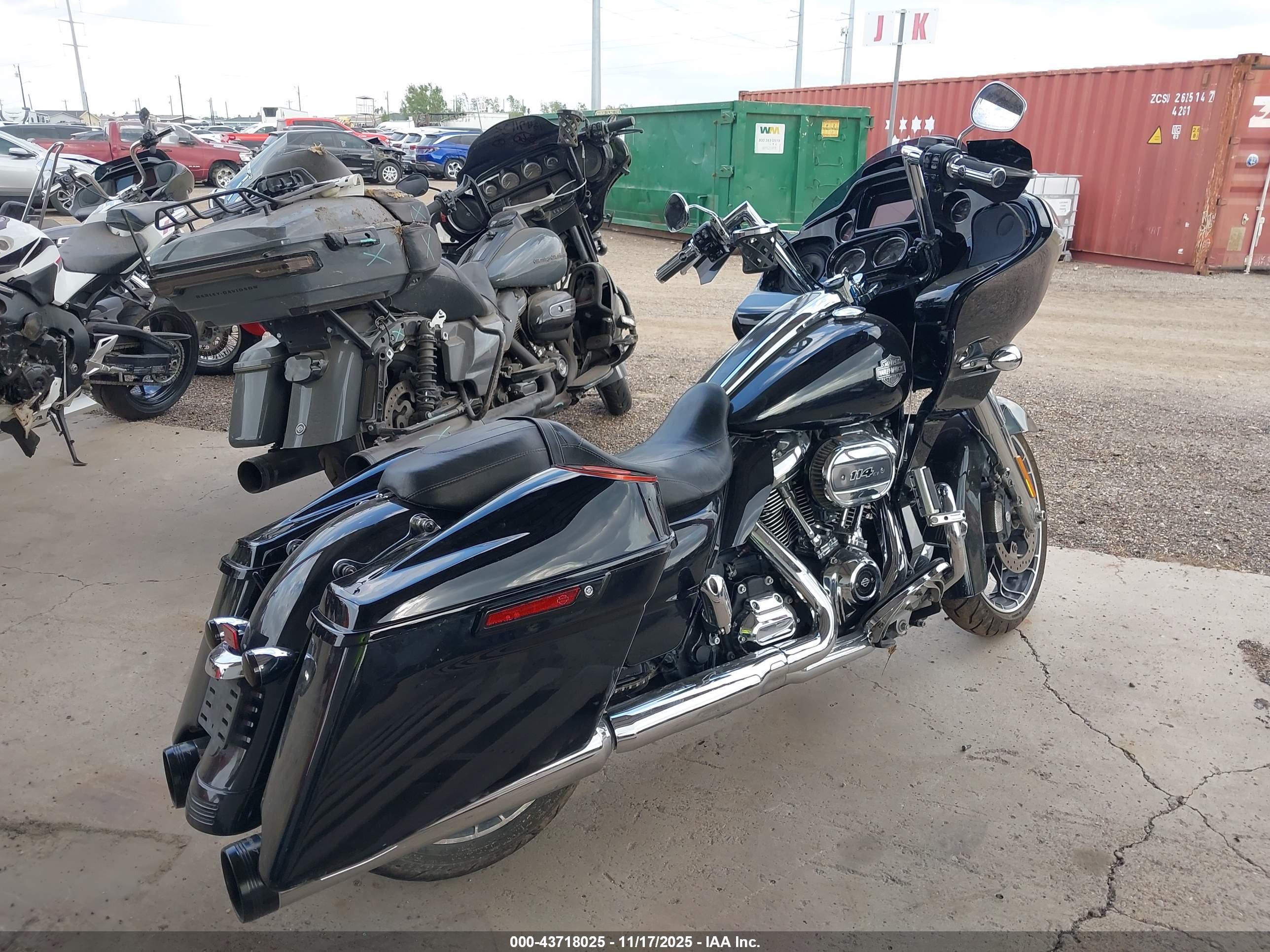 HARLEY-DAVIDSON FLTRXS image 3