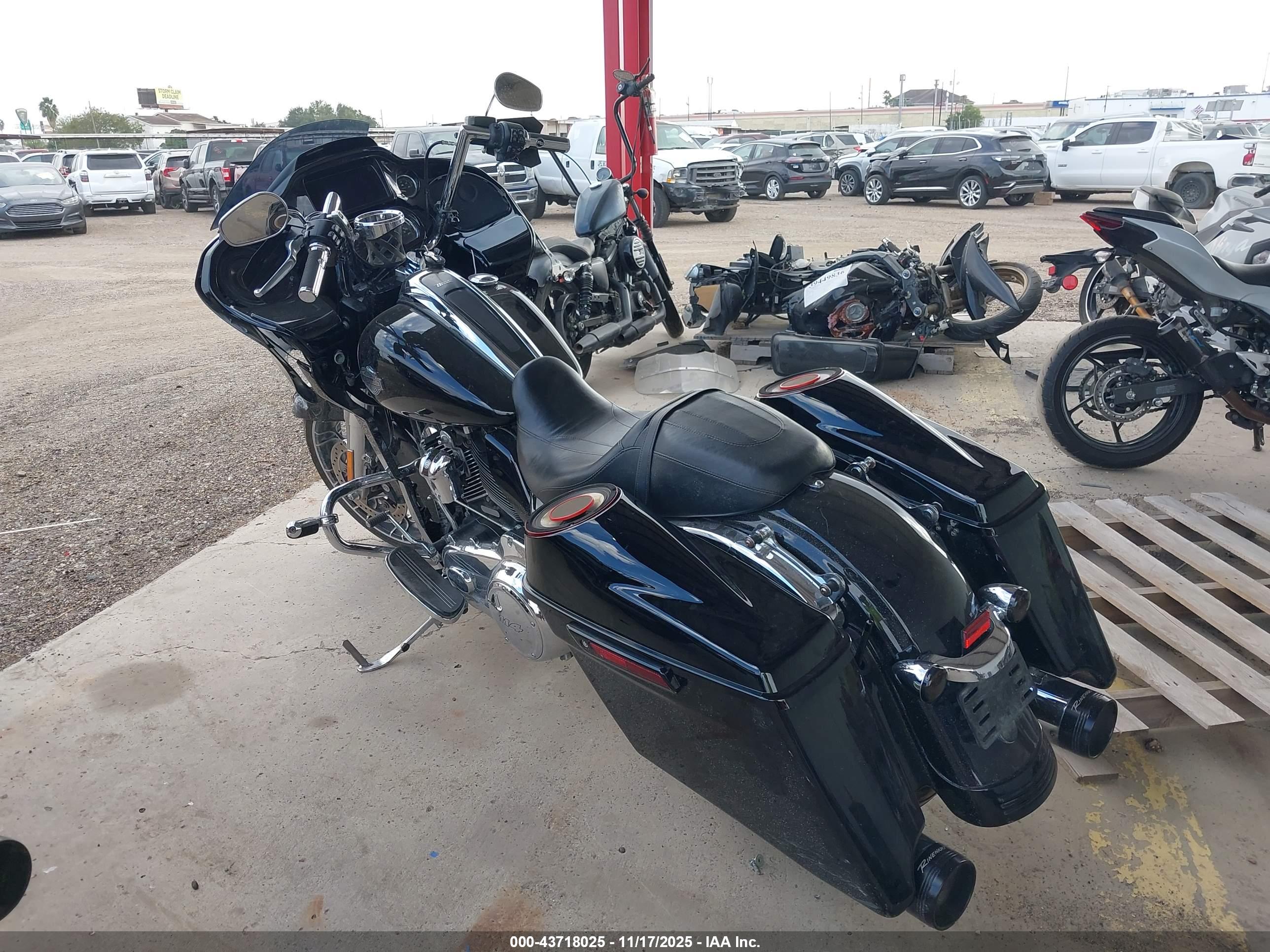 HARLEY-DAVIDSON FLTRXS image 4