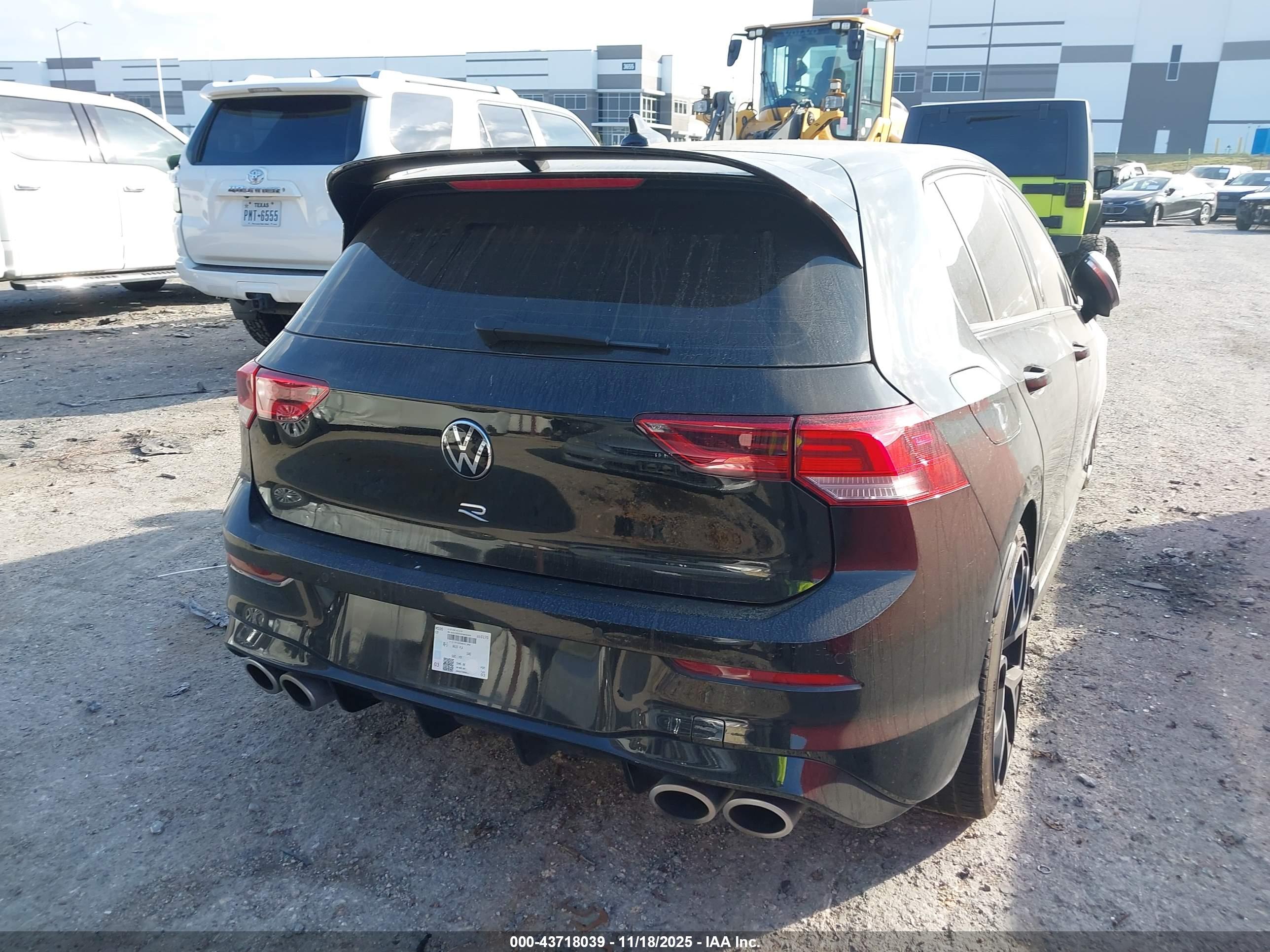 VOLKSWAGEN GOLF image 4