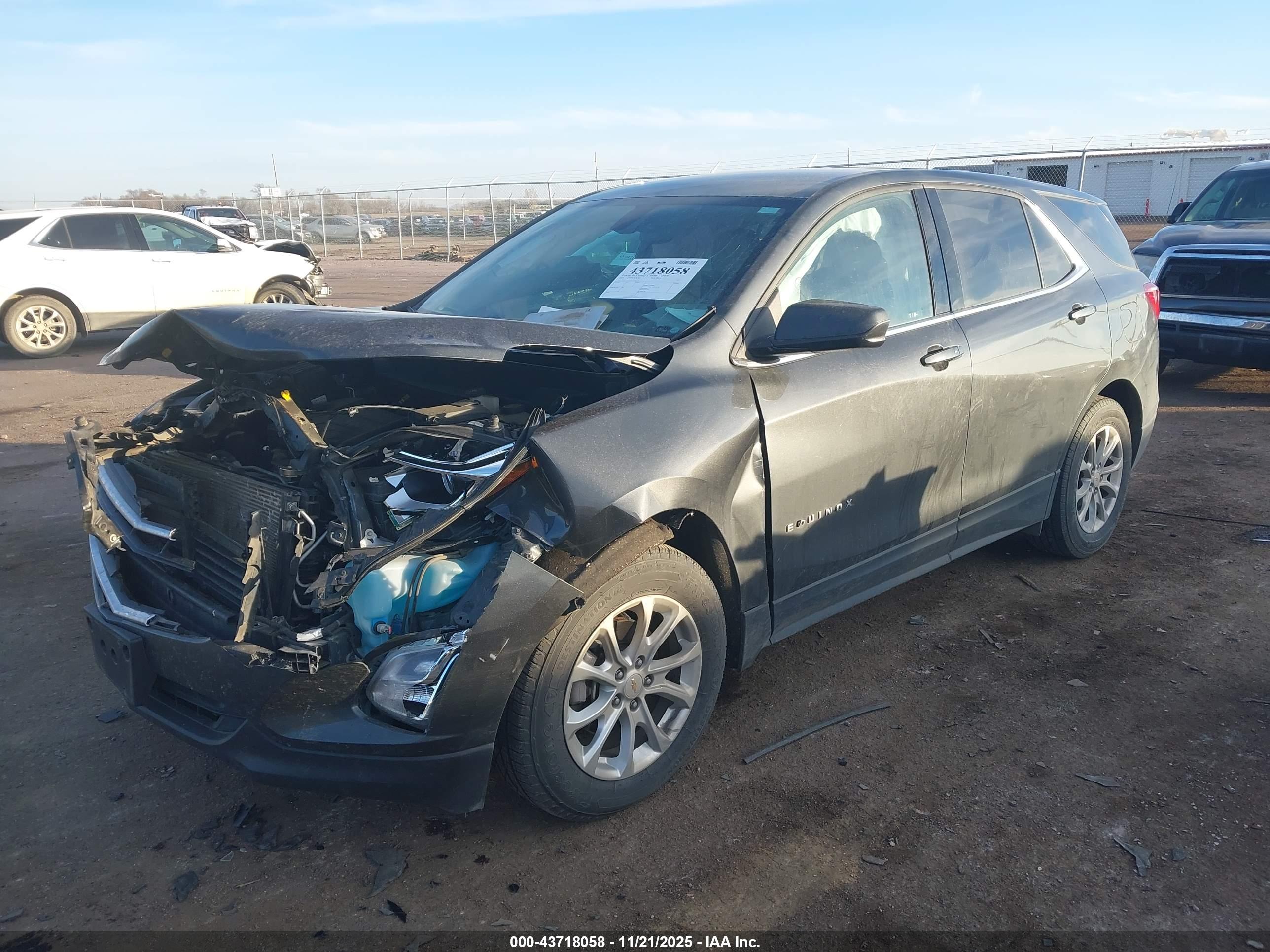 CHEVROLET EQUINOX image 2