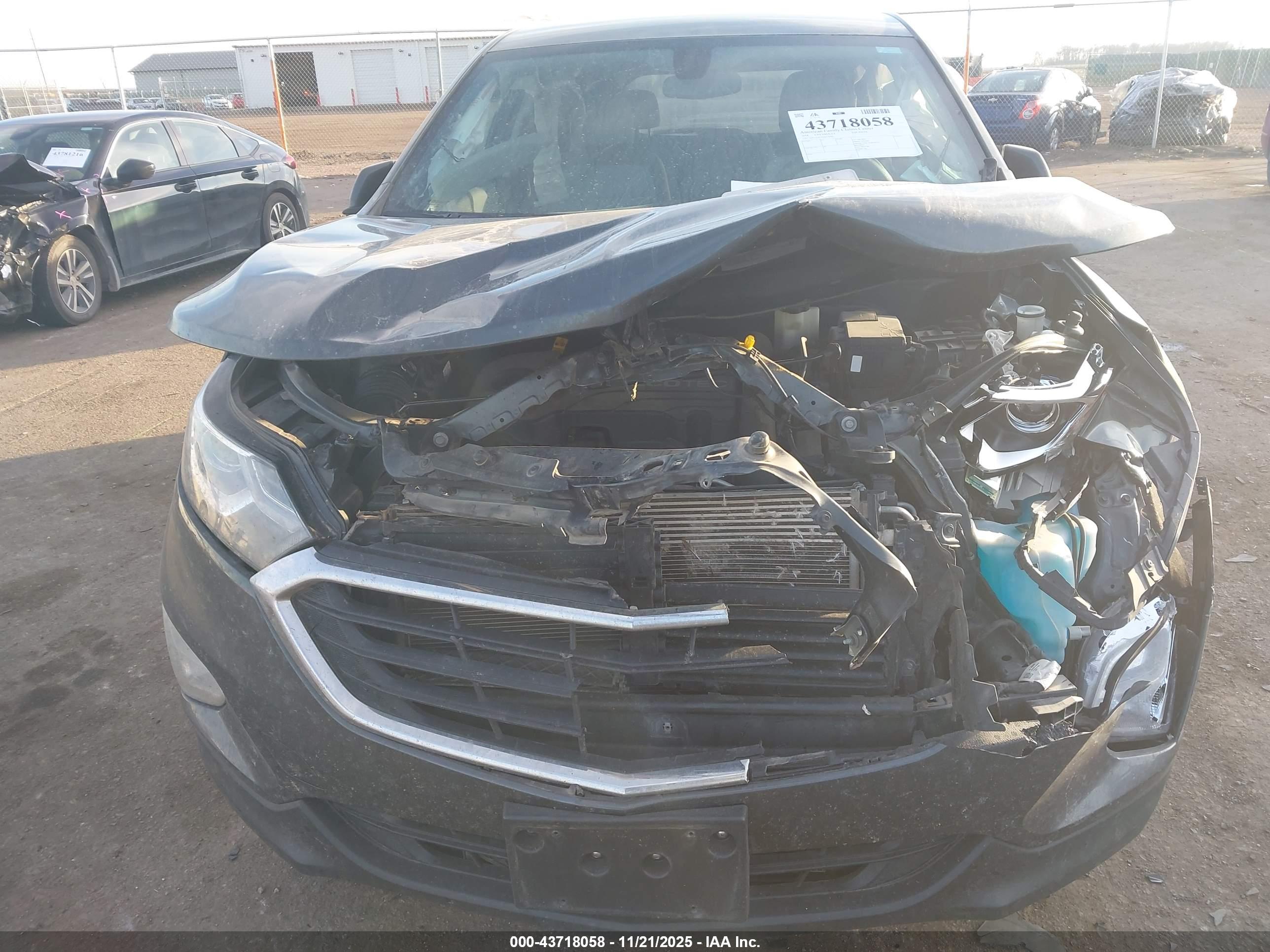 CHEVROLET EQUINOX image 6