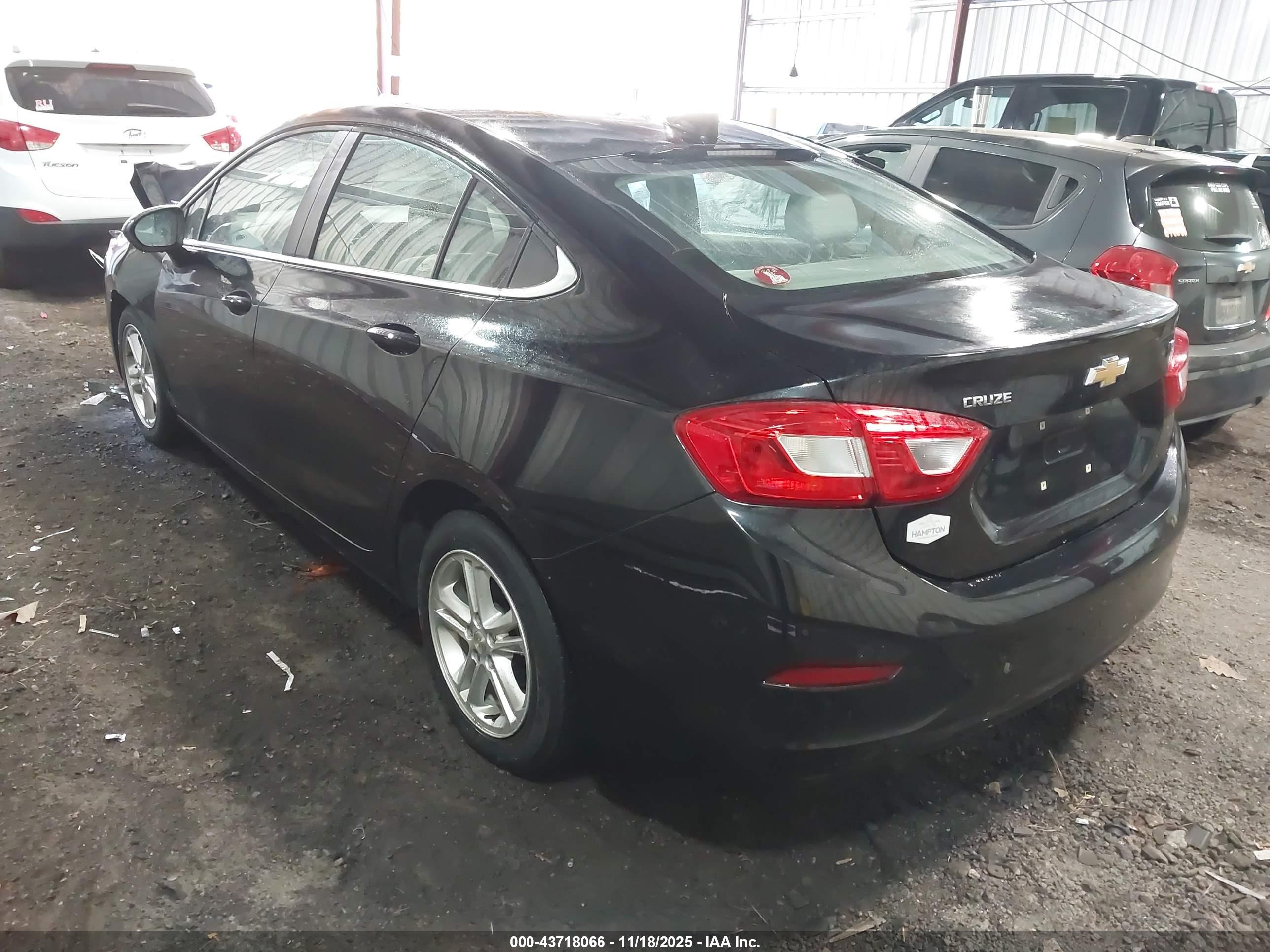CHEVROLET CRUZE image 3