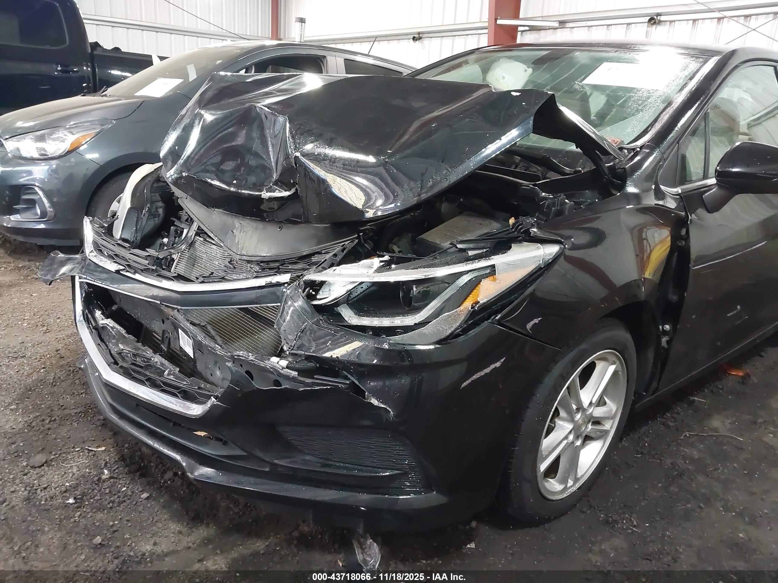 CHEVROLET CRUZE image 6