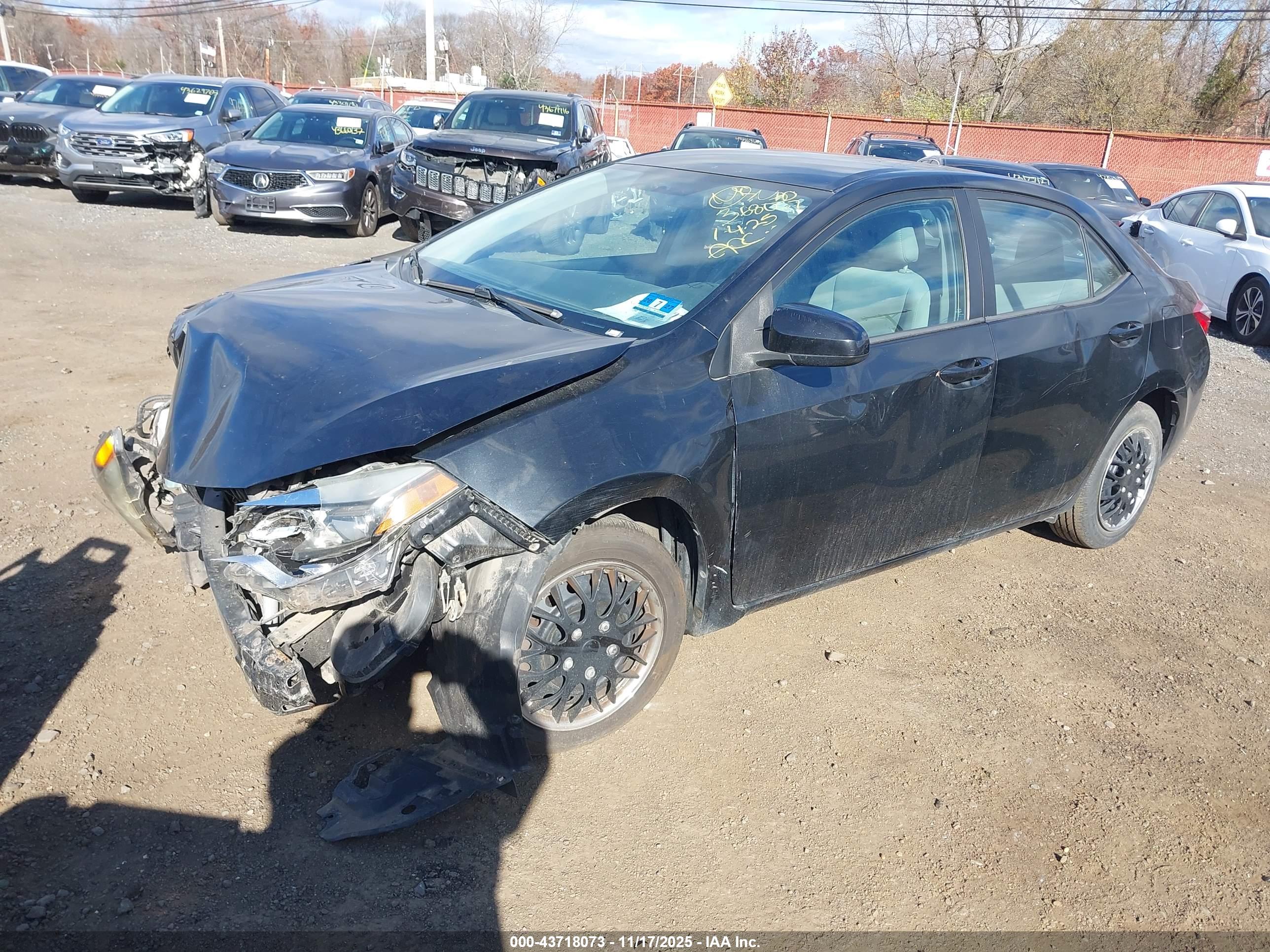 TOYOTA COROLLA image 2