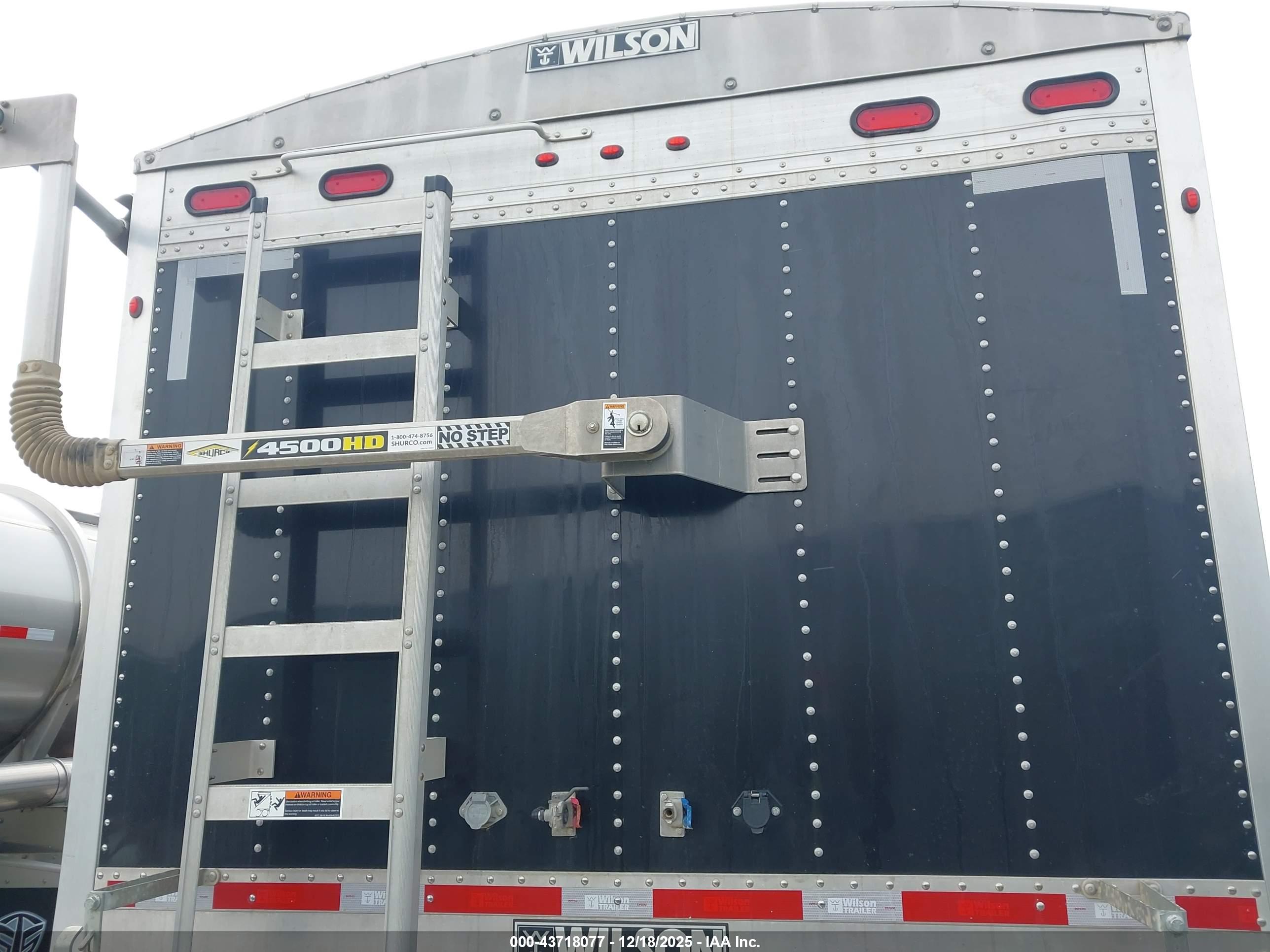 WILSON TRAILER image 8