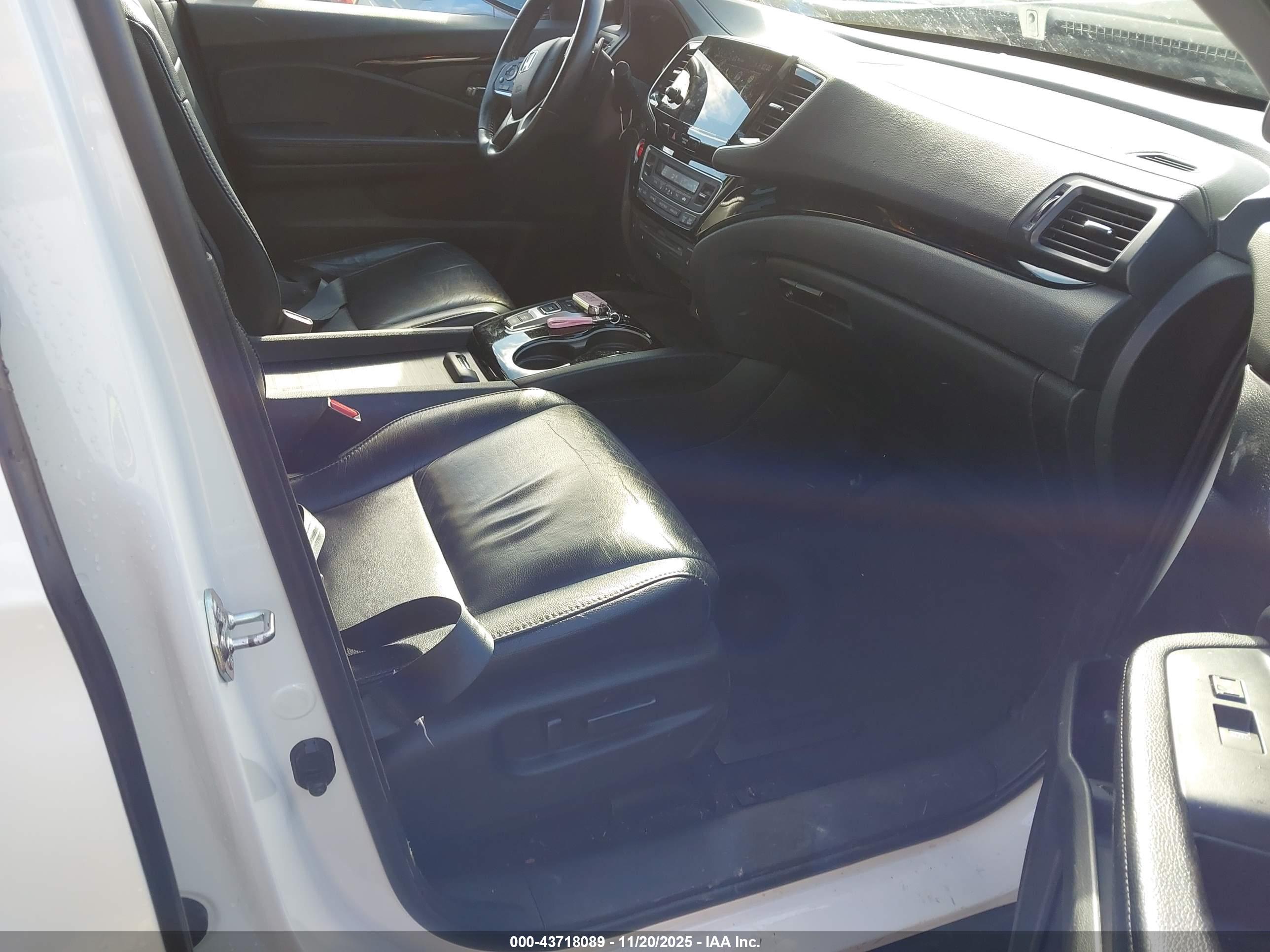 HONDA PILOT image 5