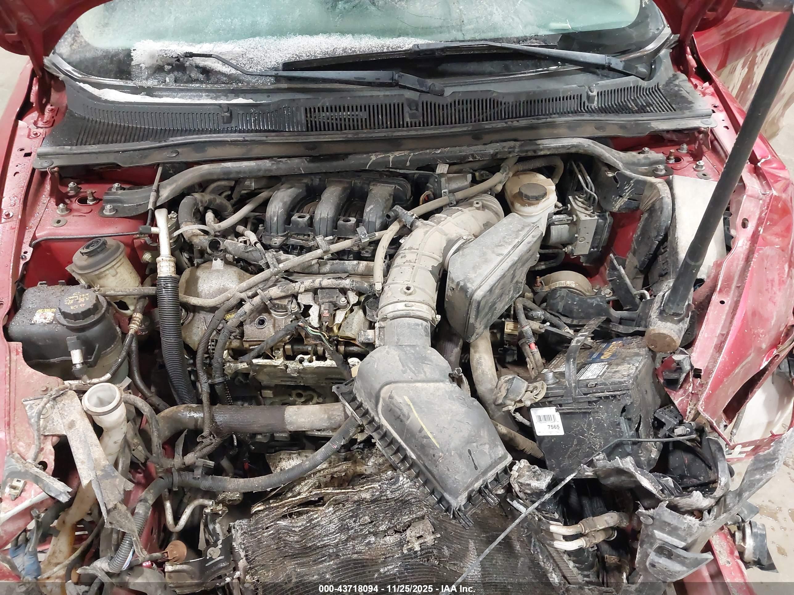 FORD TAURUS image 10