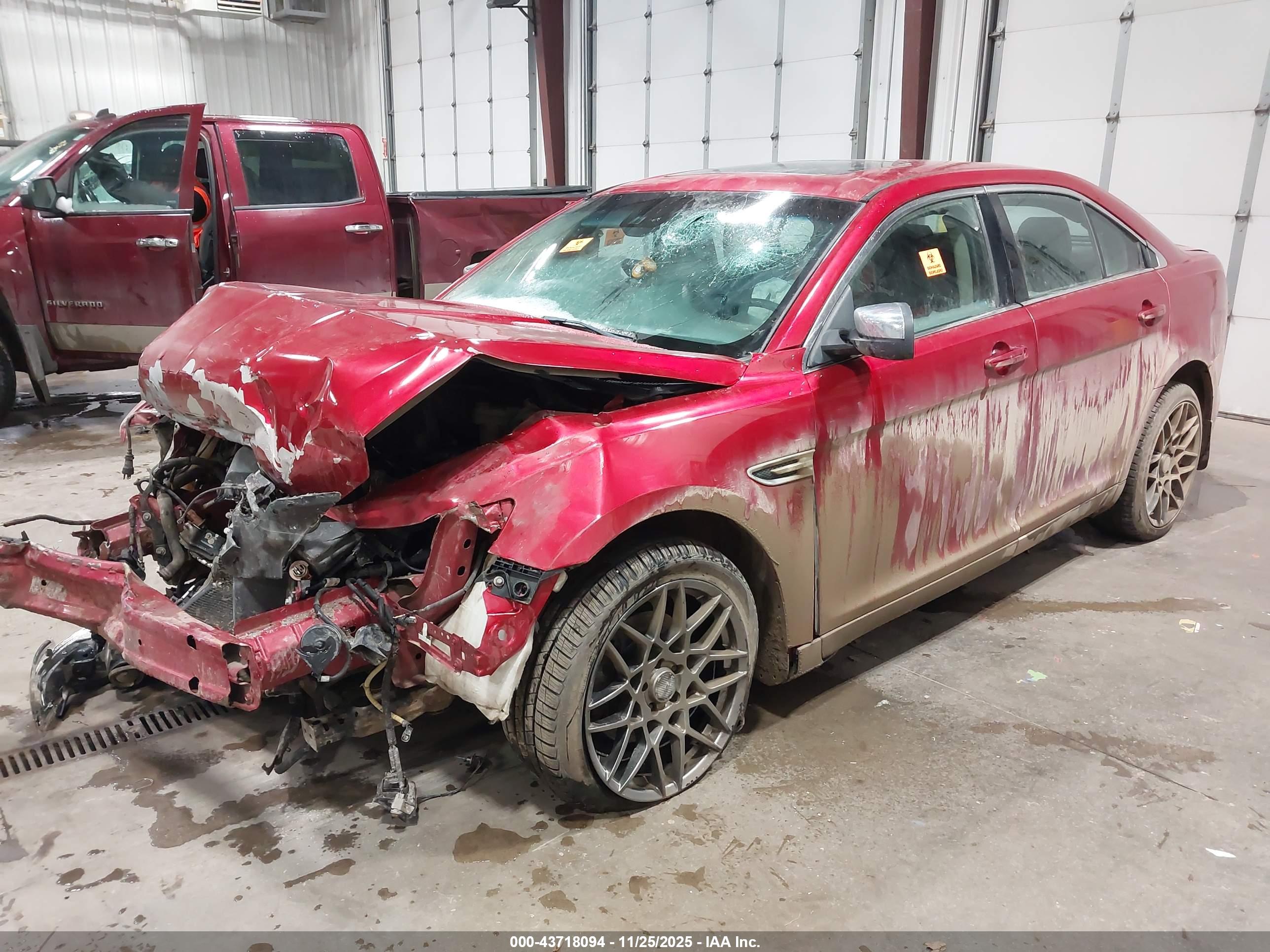 FORD TAURUS image 2