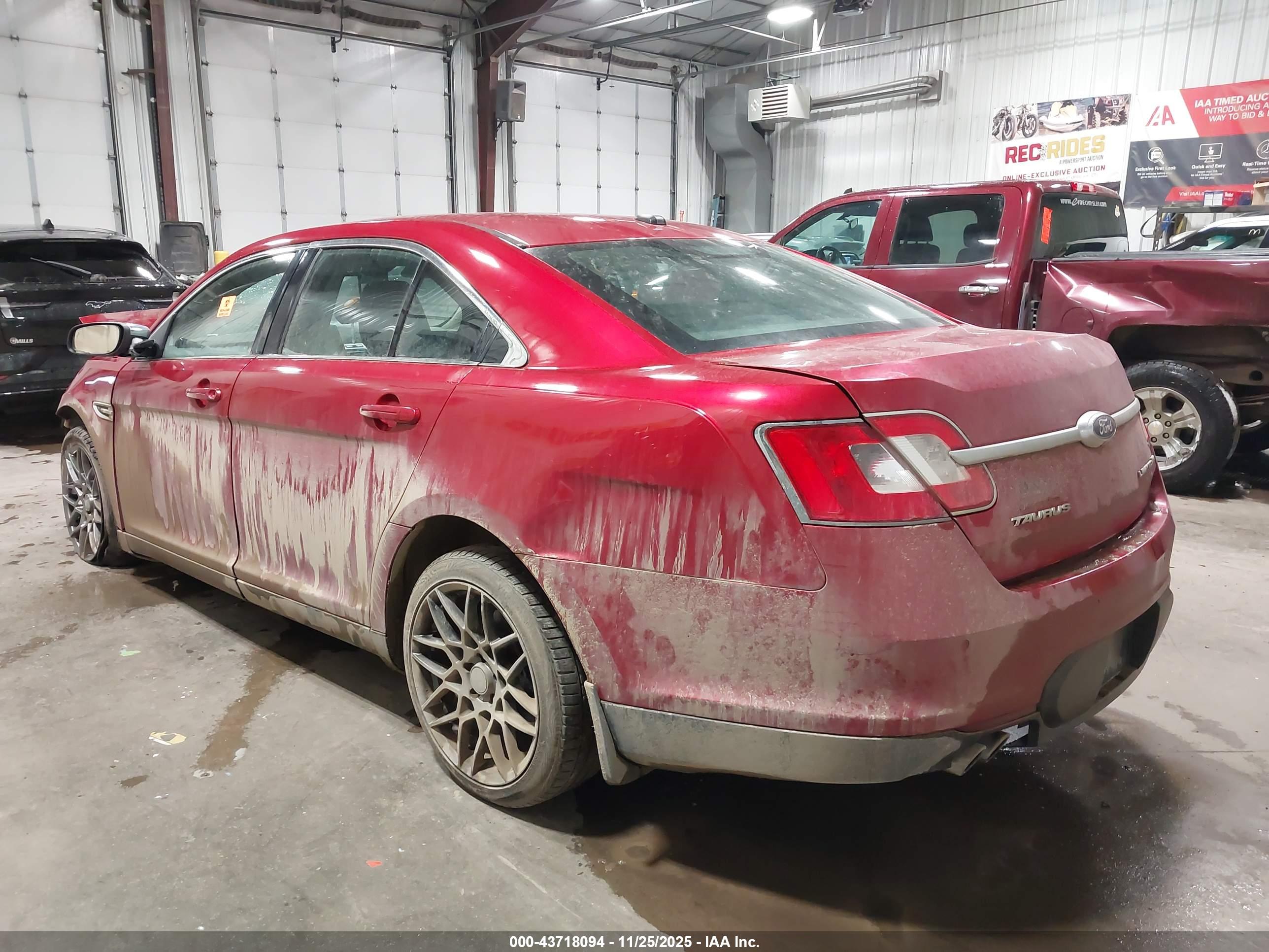 FORD TAURUS image 3