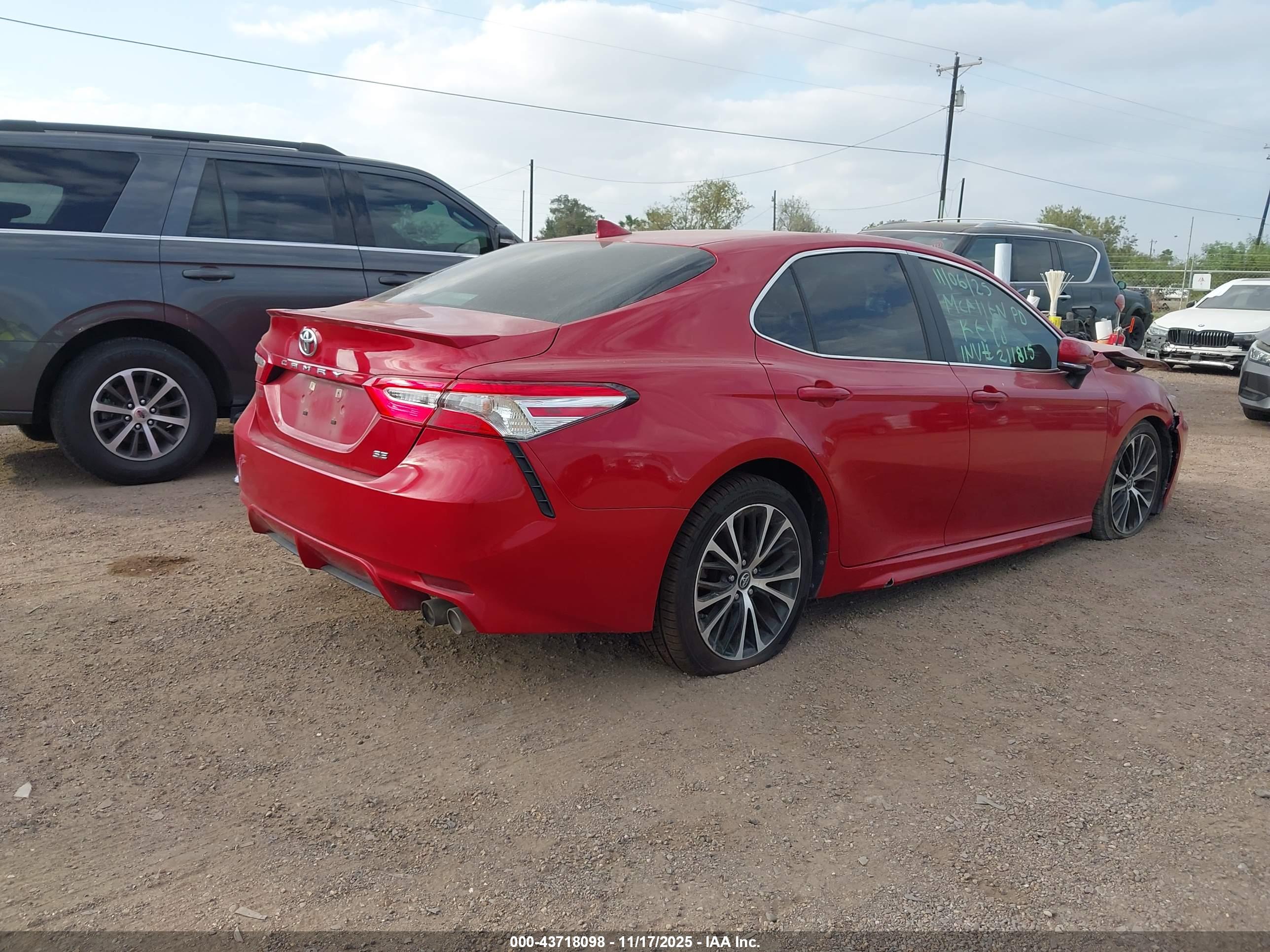 TOYOTA CAMRY image 4