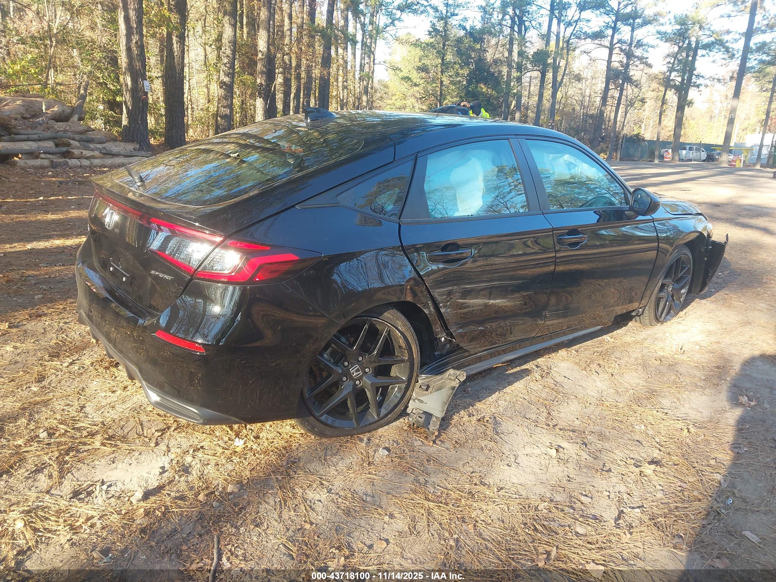 HONDA CIVIC image 4