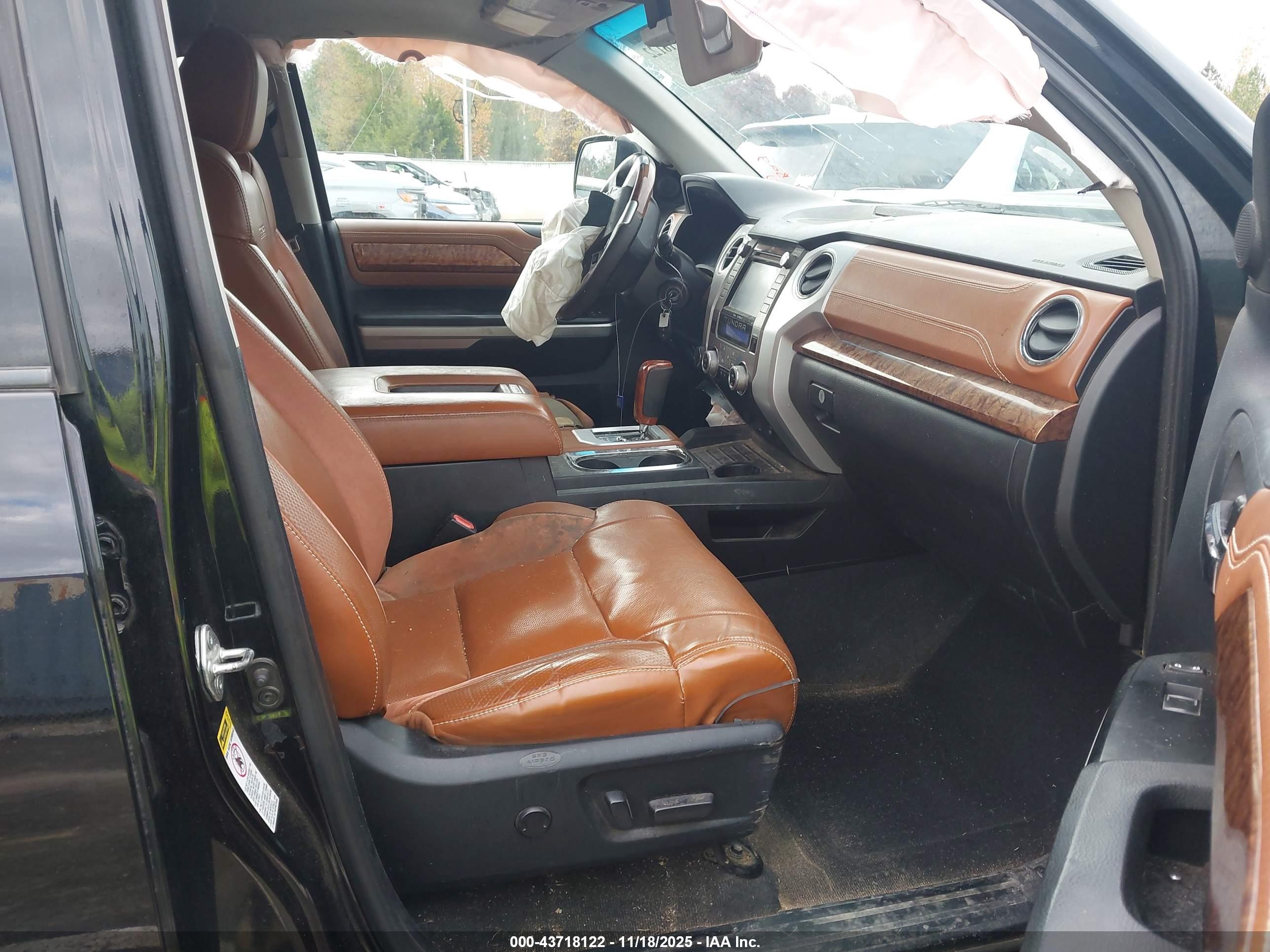 TOYOTA TUNDRA image 5