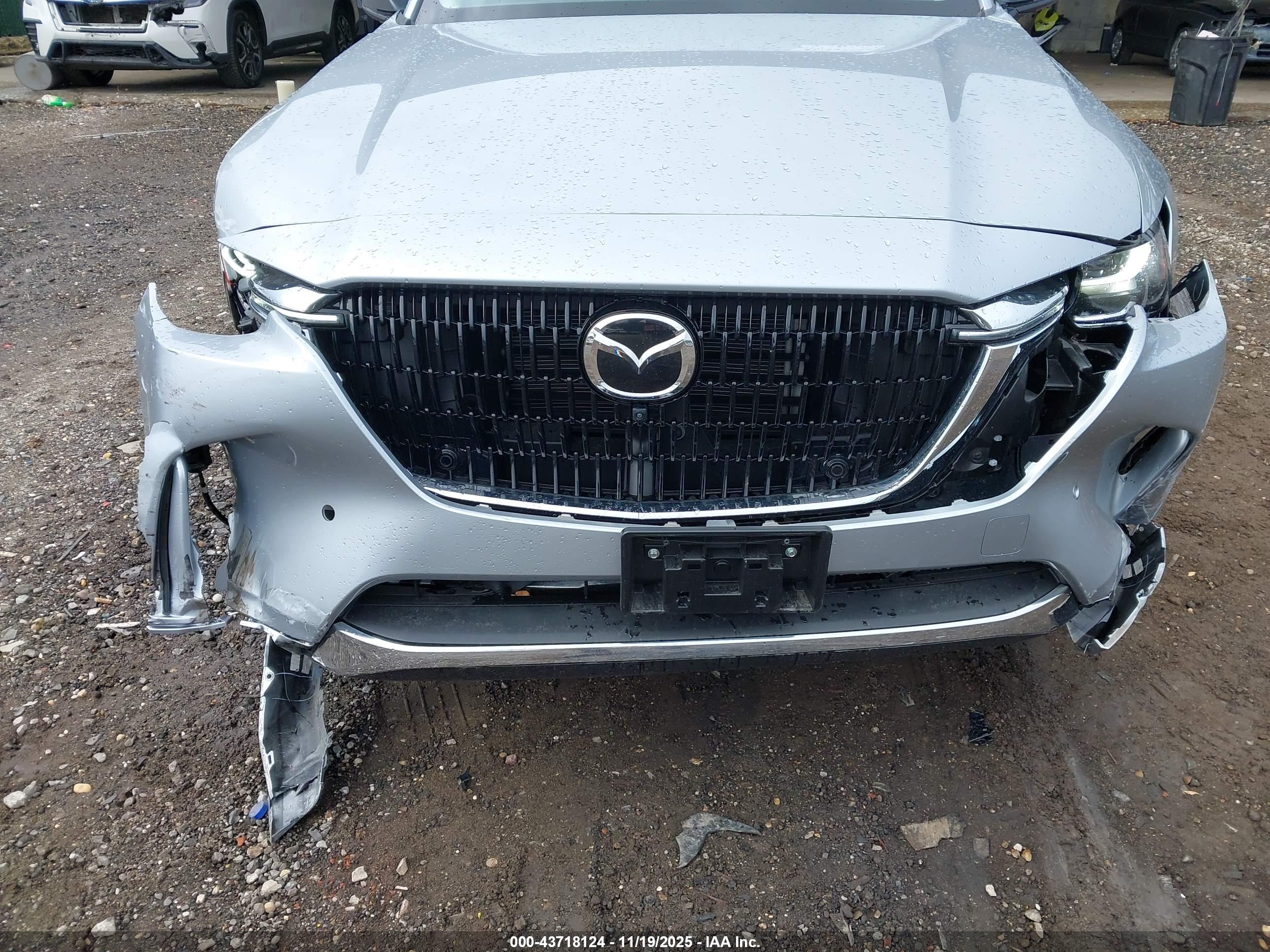 MAZDA CX-90 image 6