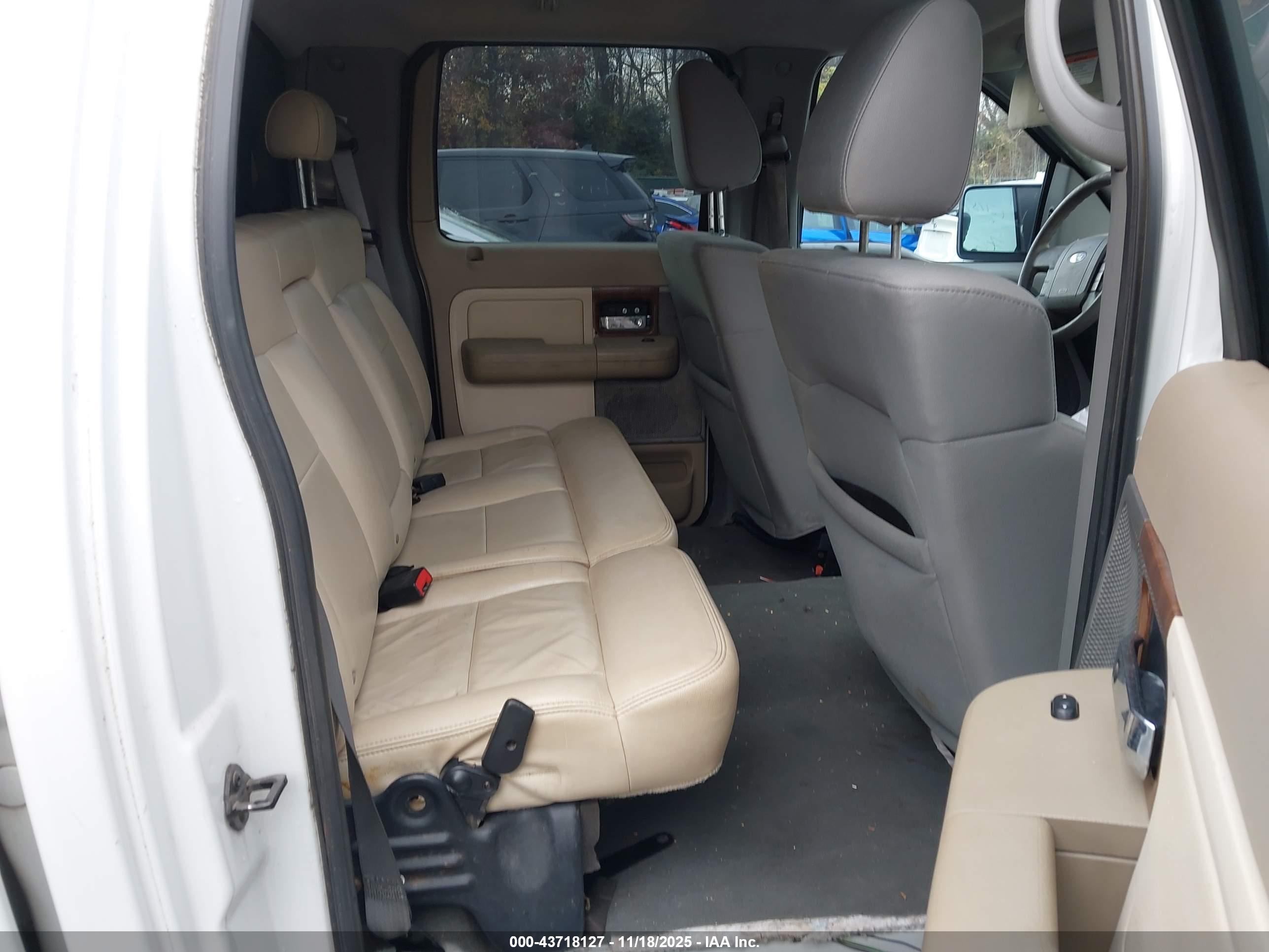 FORD F-150 image 8