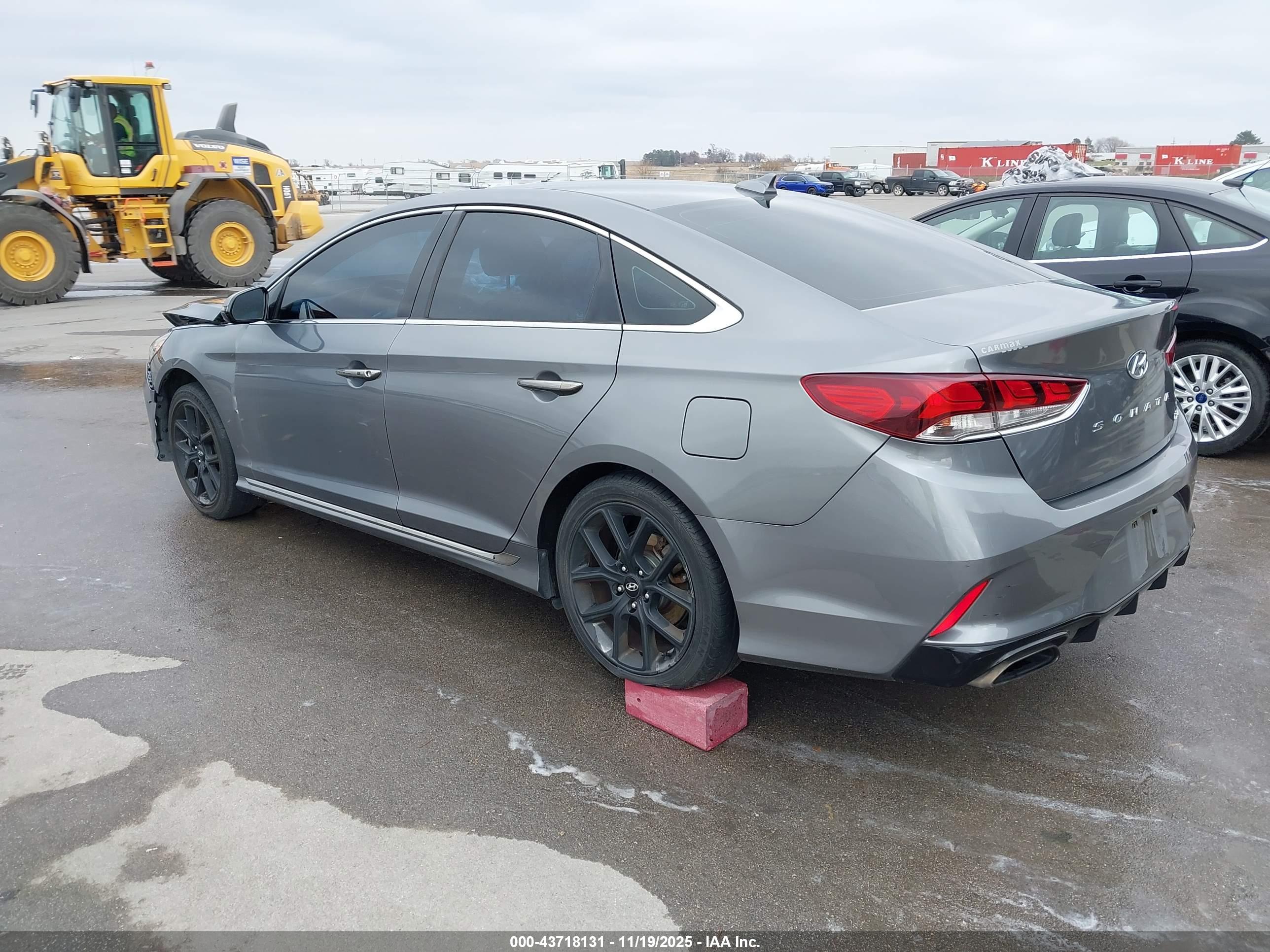 HYUNDAI SONATA image 3
