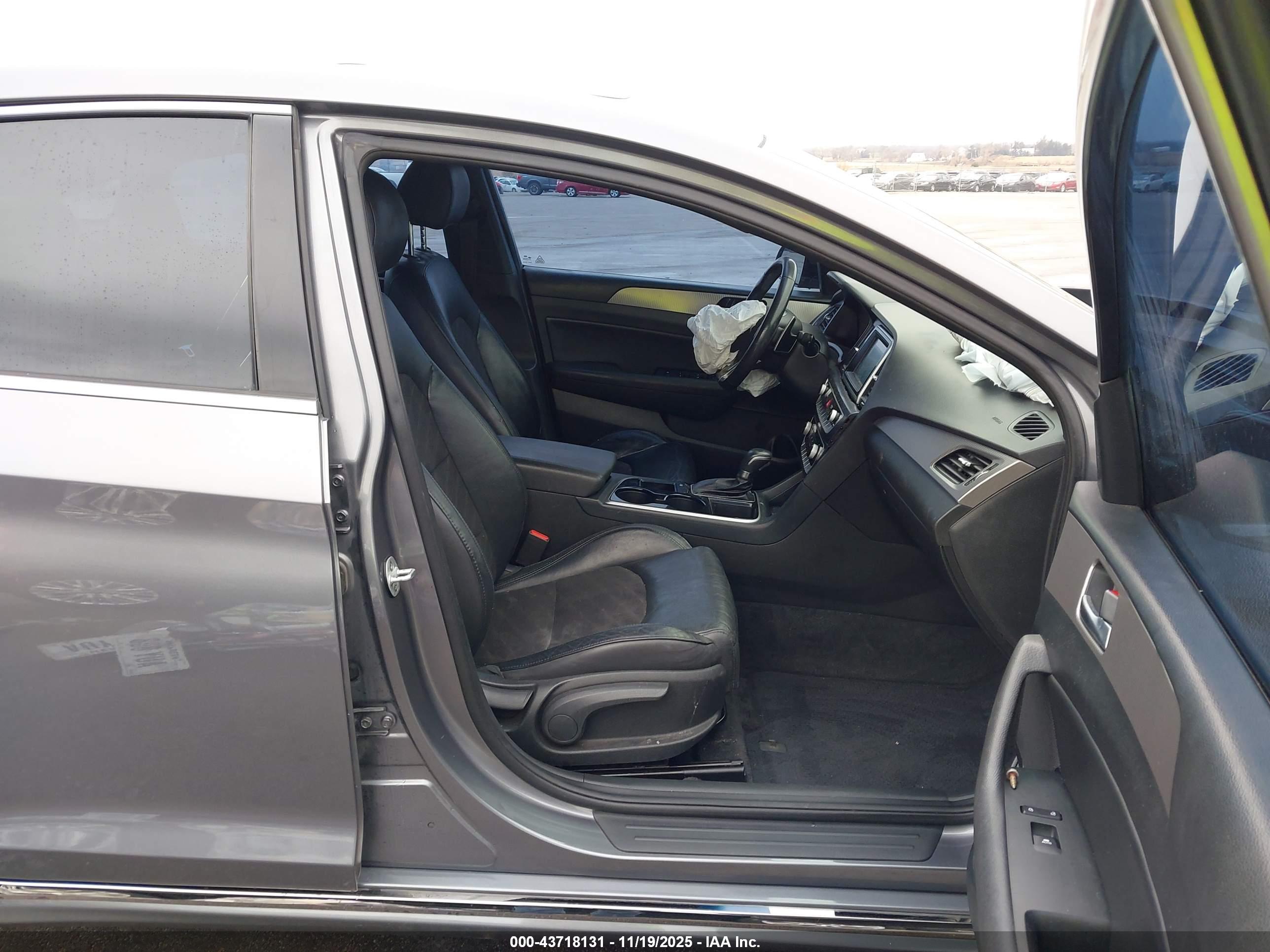 HYUNDAI SONATA image 5