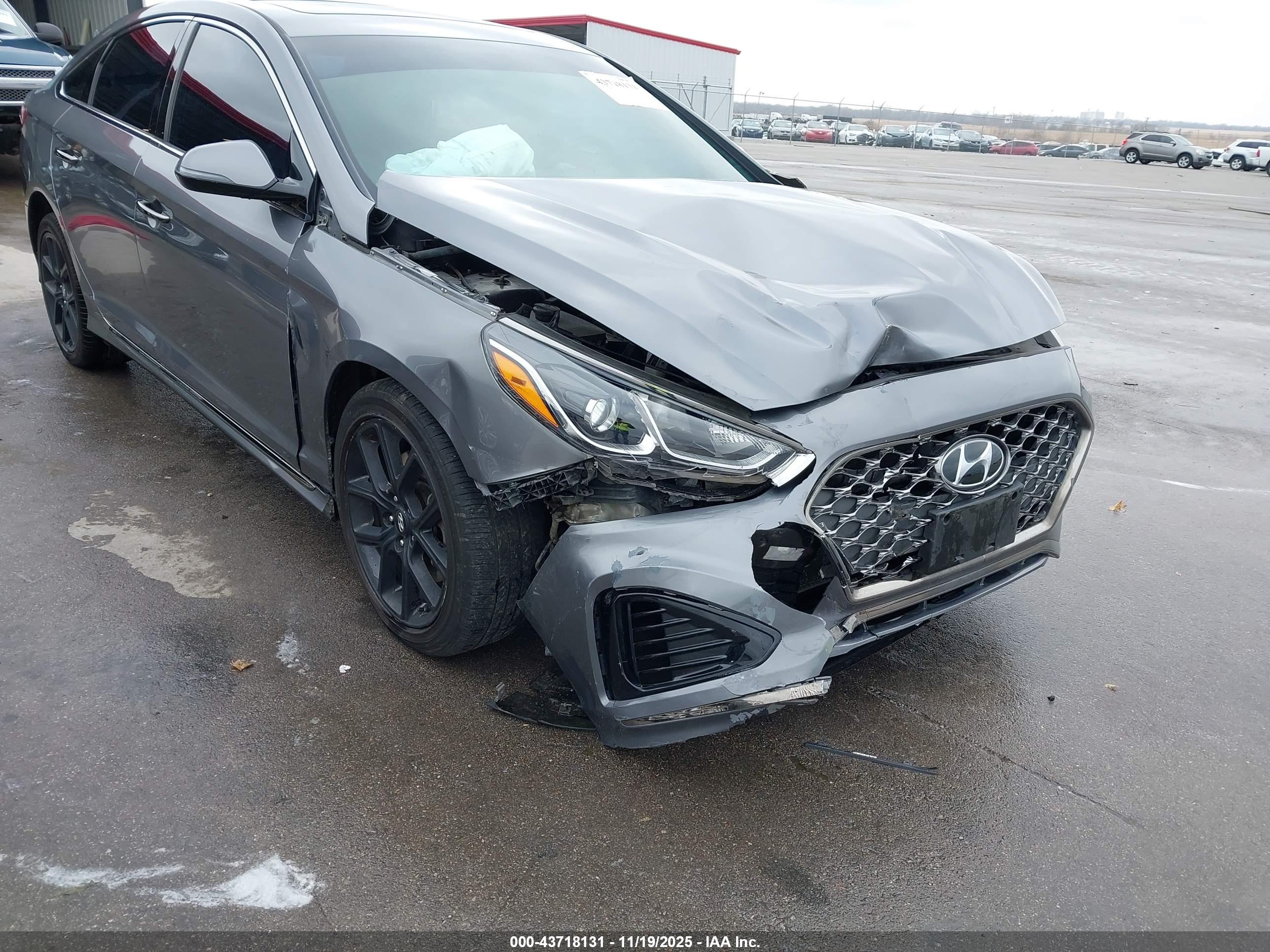 HYUNDAI SONATA image 6