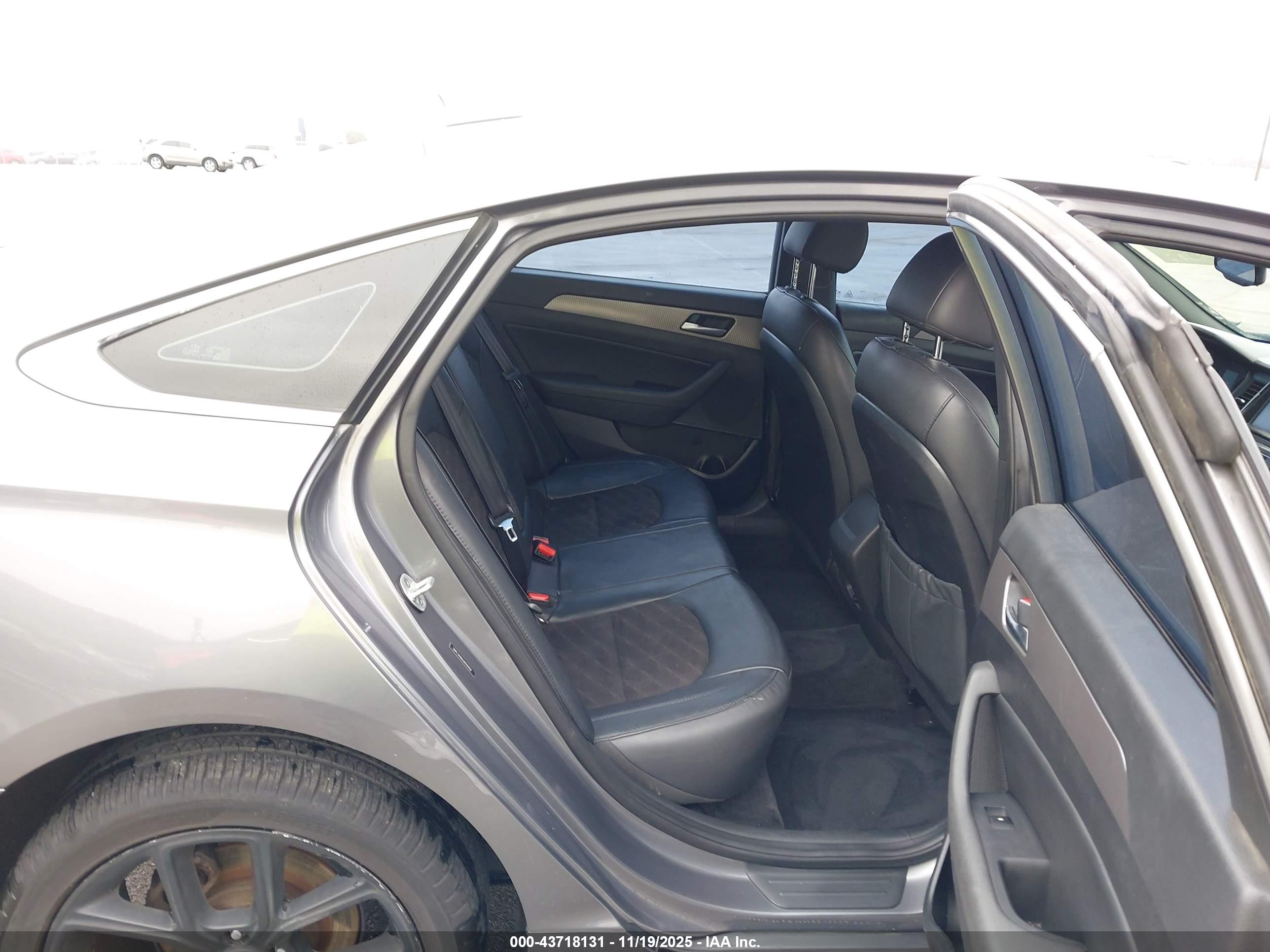 HYUNDAI SONATA image 8