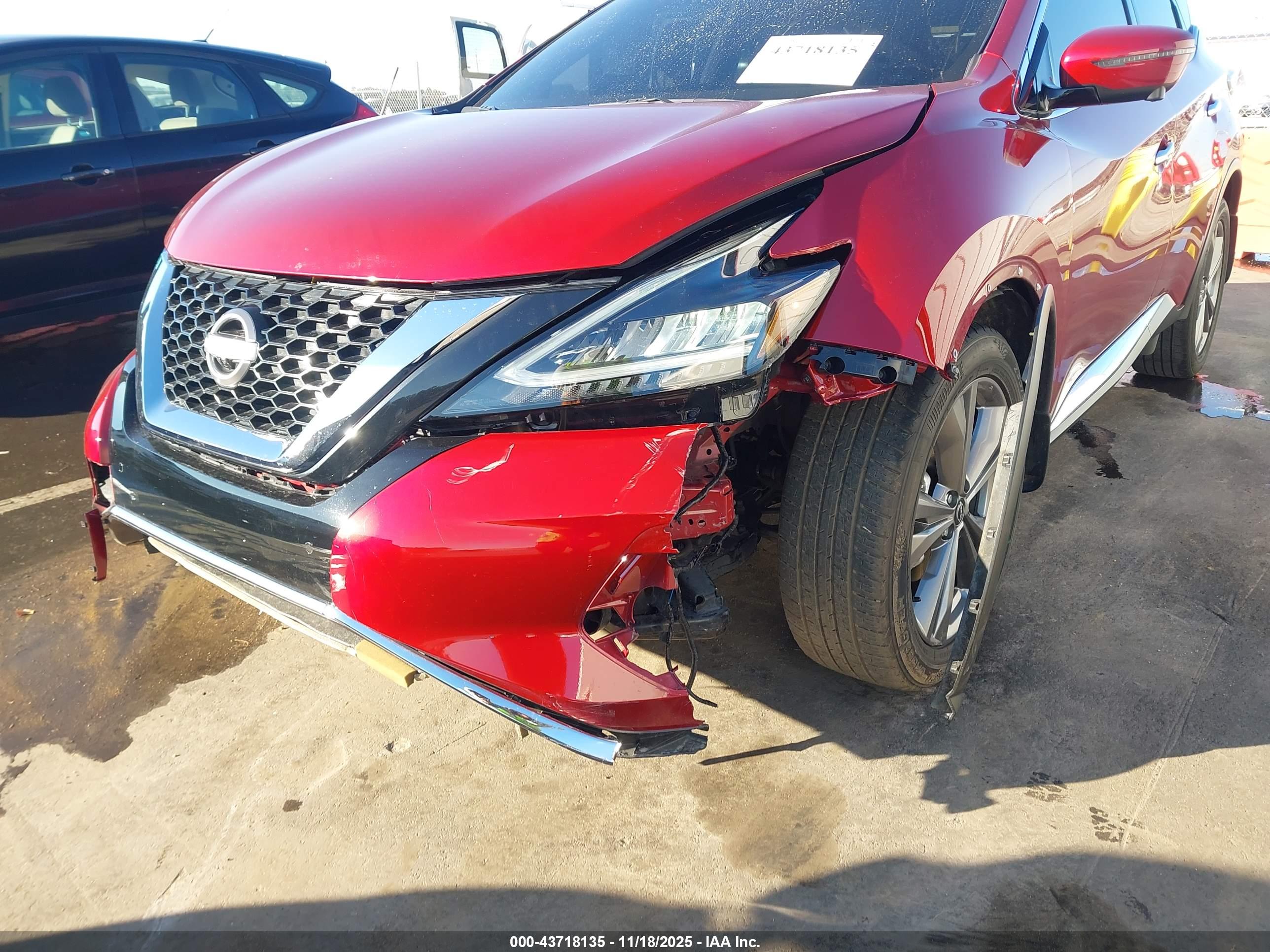 NISSAN MURANO image 6