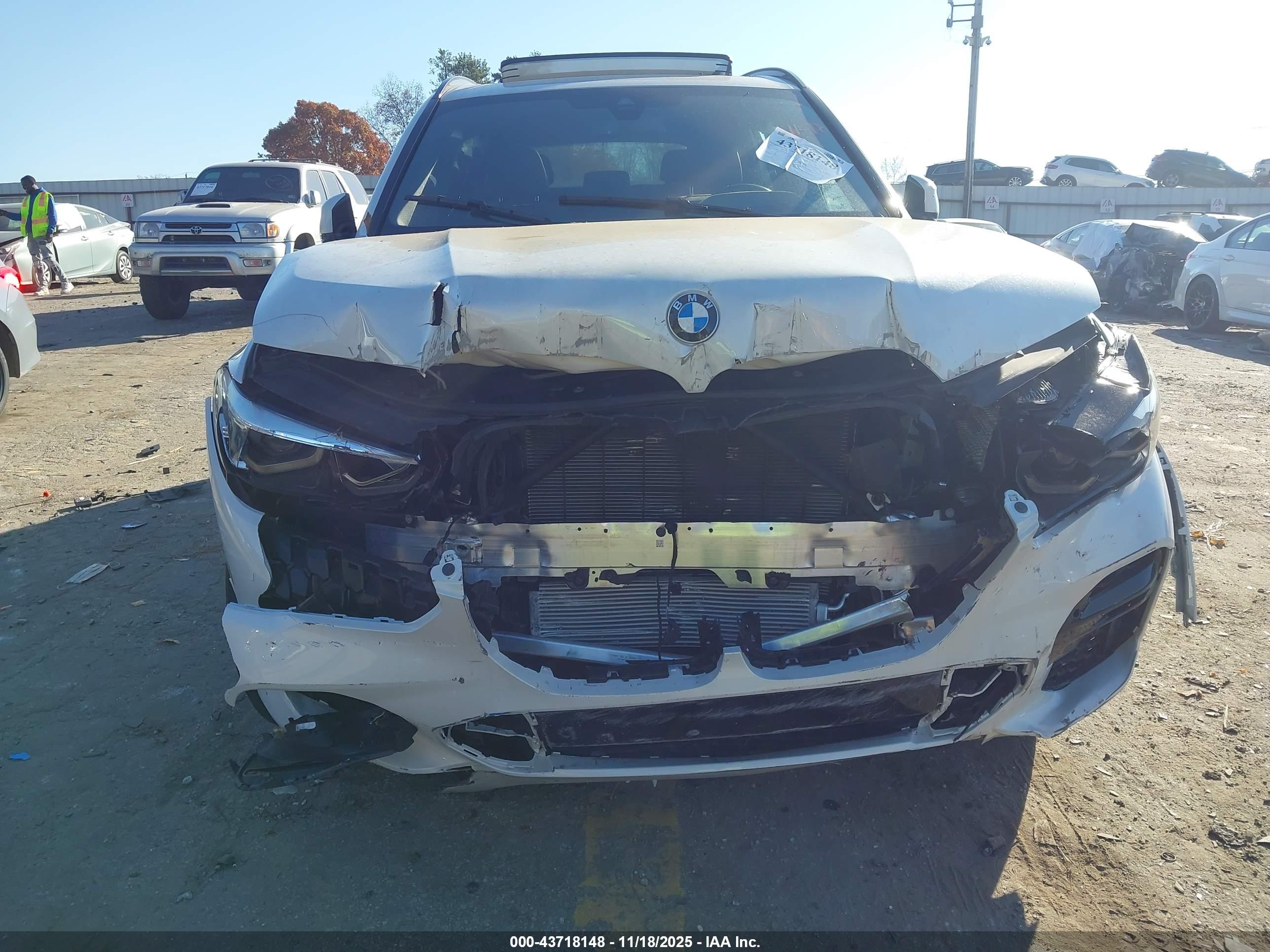 BMW X5 image 6