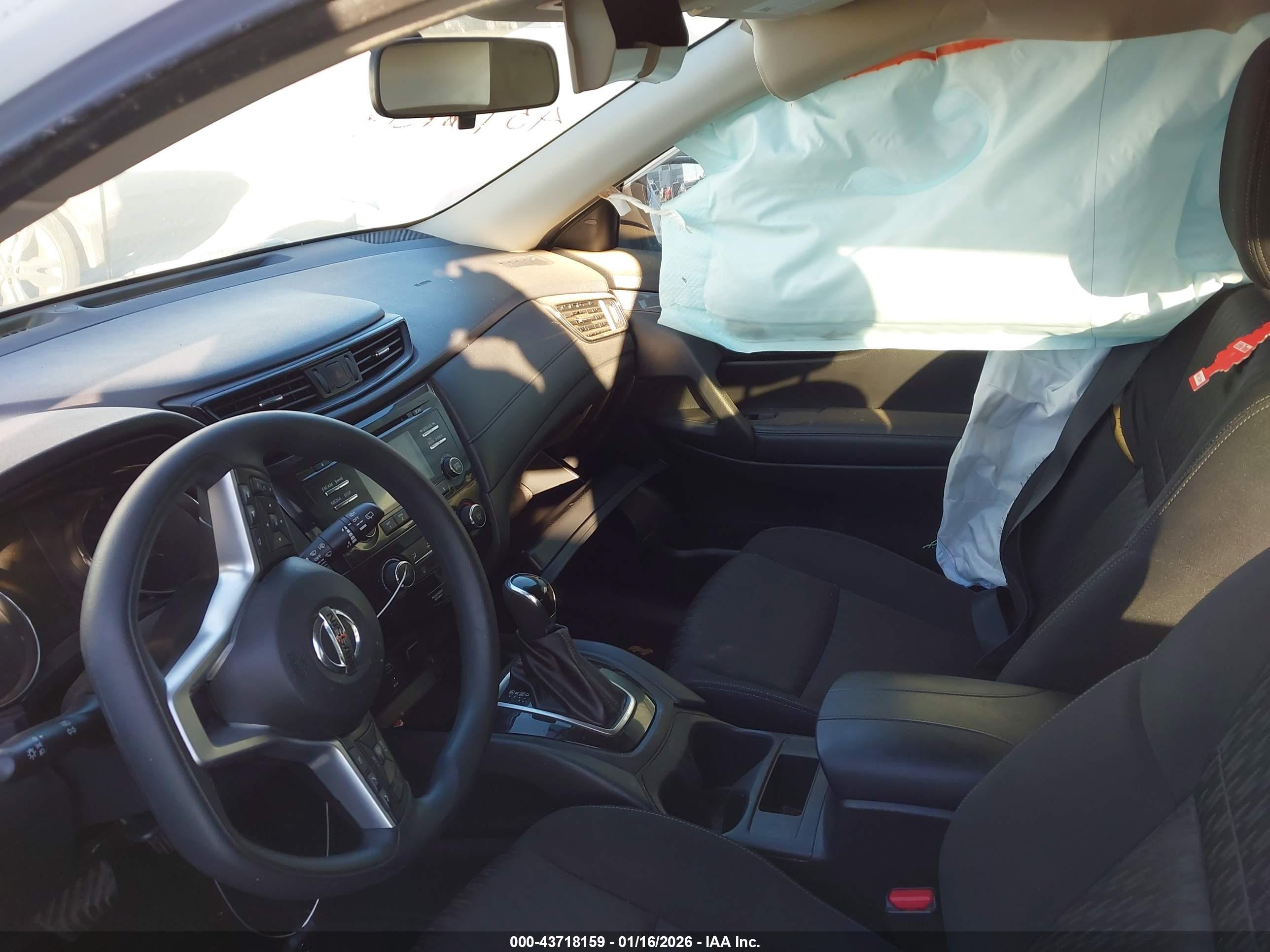 NISSAN ROGUE image 5