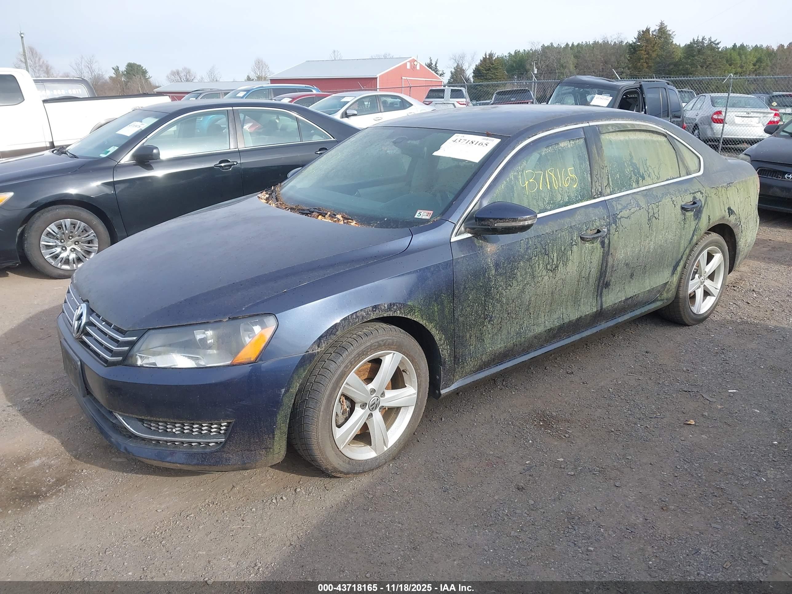 VOLKSWAGEN PASSAT image 2
