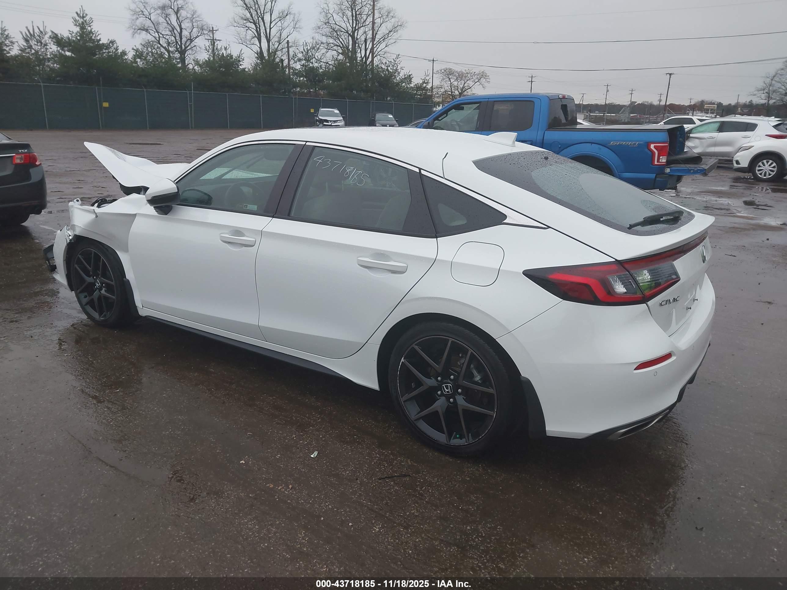 HONDA CIVIC image 3