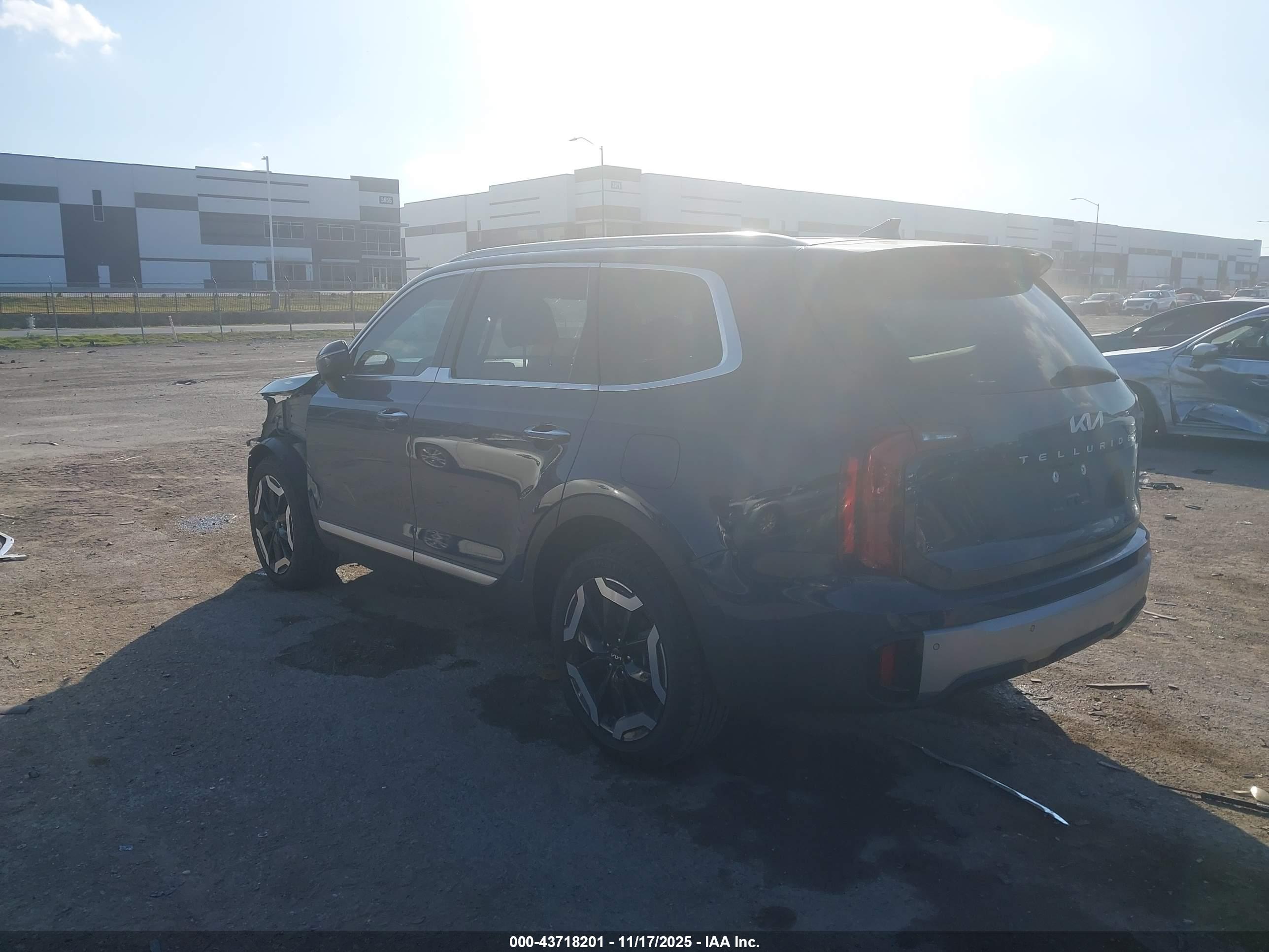 KIA TELLURIDE image 3