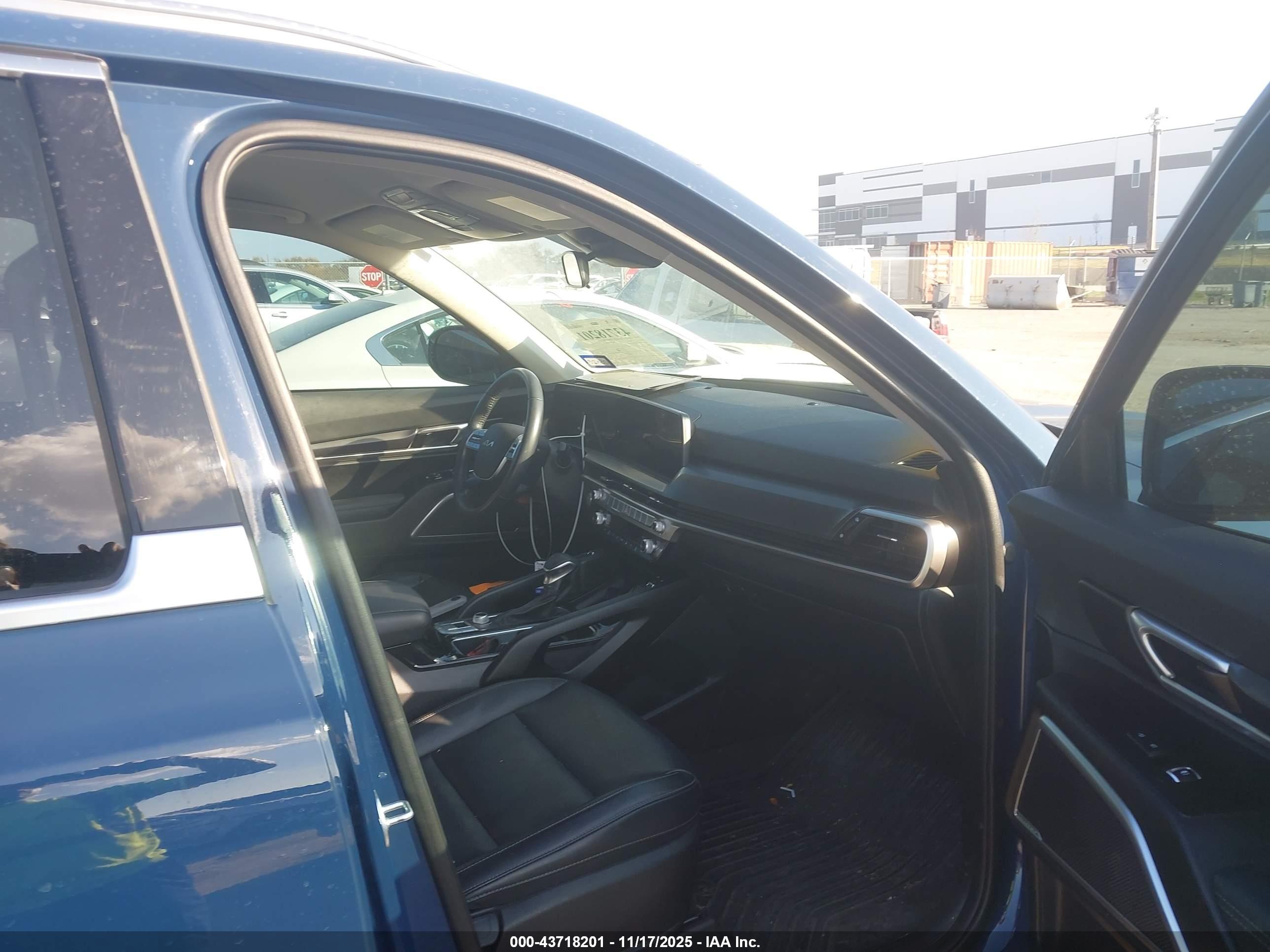 KIA TELLURIDE image 5