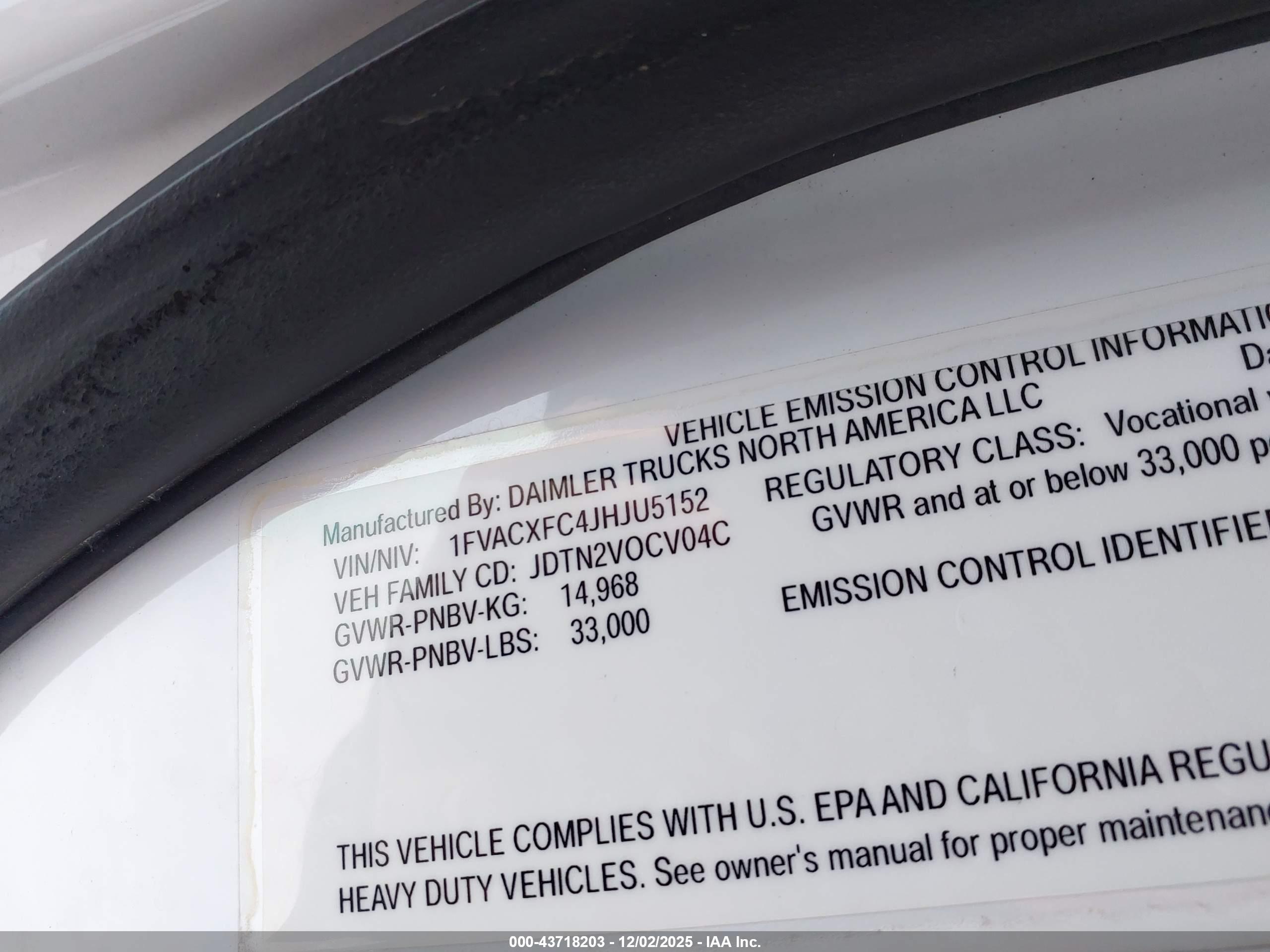 FREIGHTLINER M2 image 9