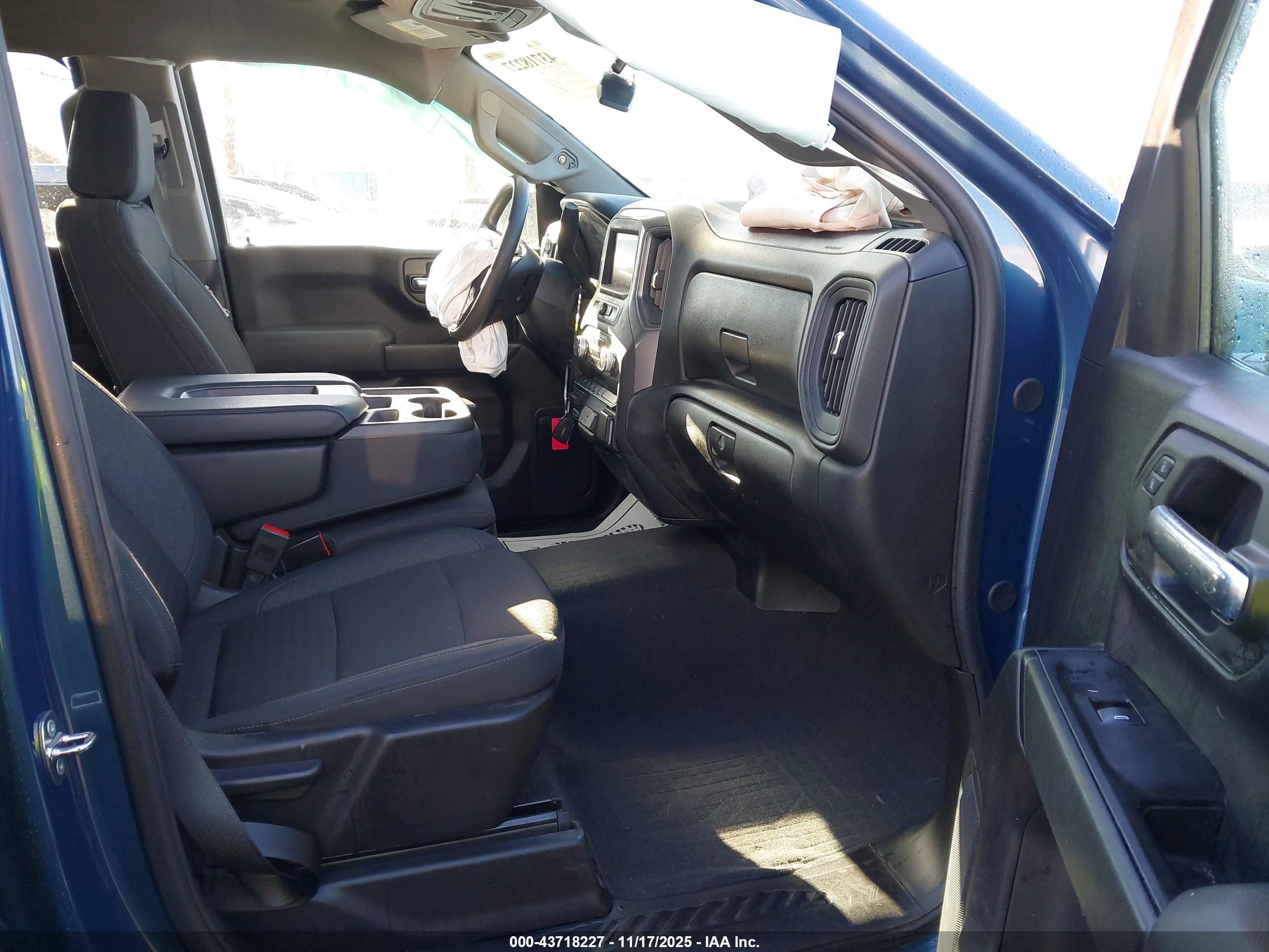 GMC SIERRA image 5