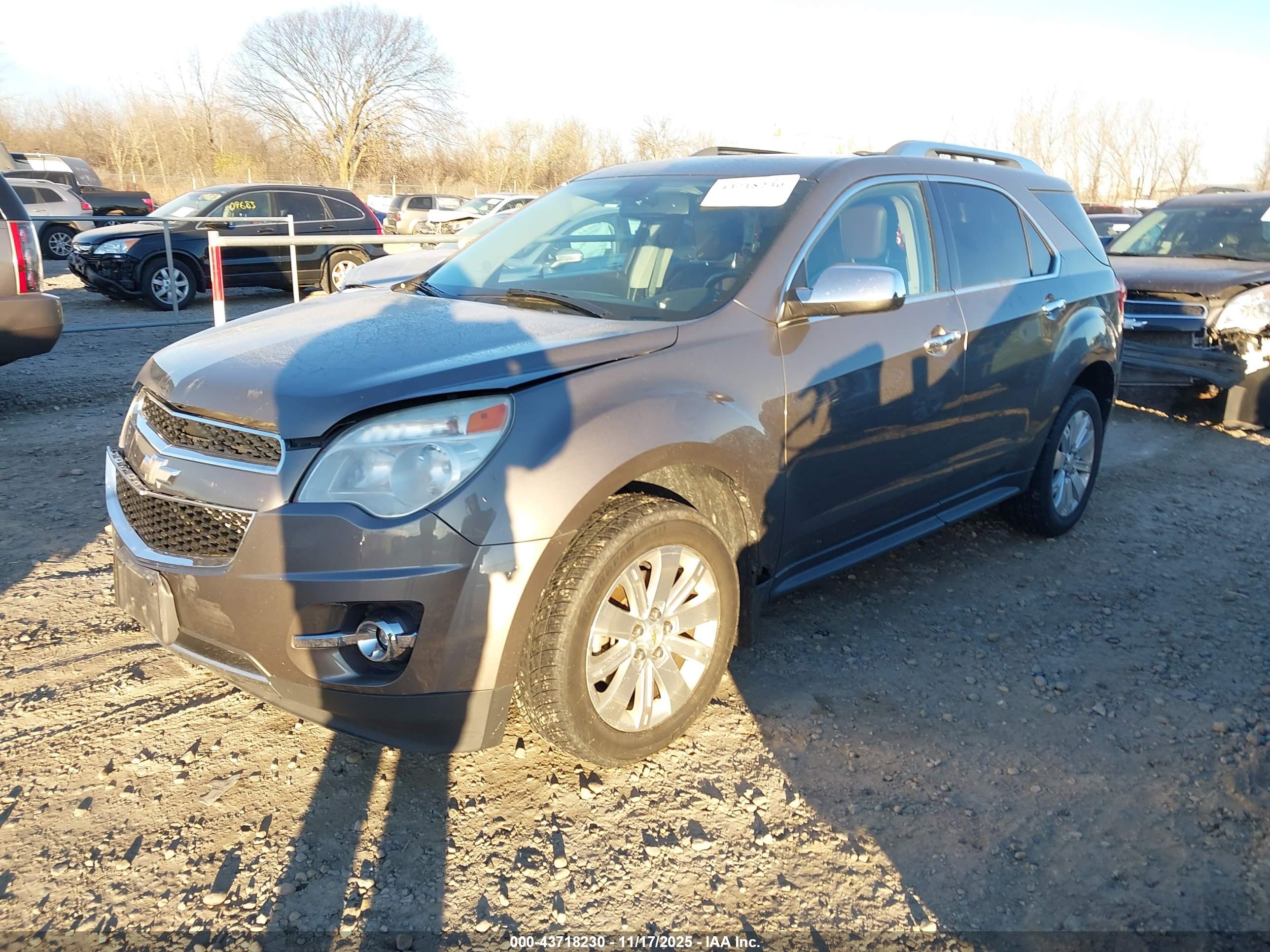 CHEVROLET EQUINOX image 2