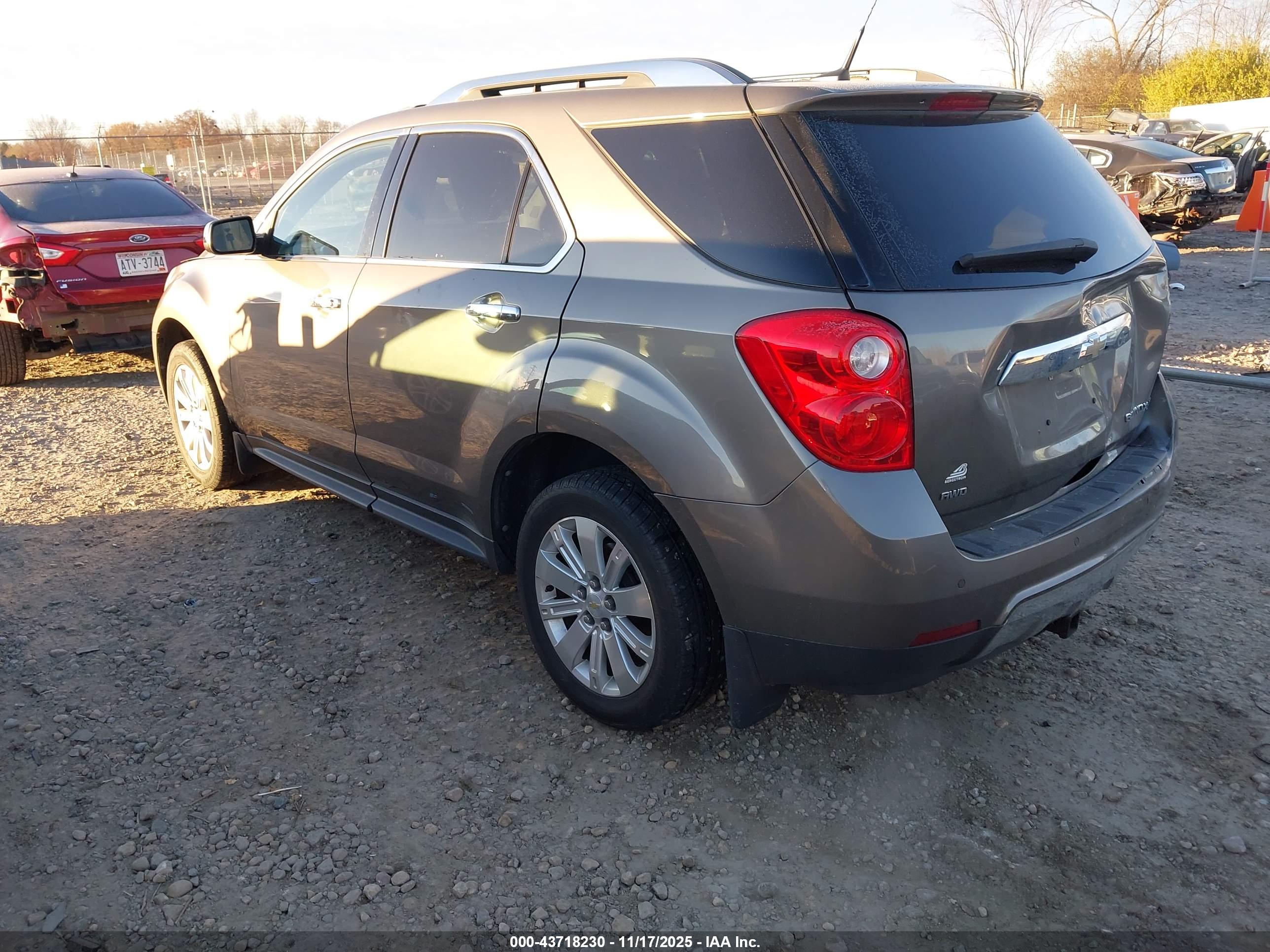 CHEVROLET EQUINOX image 3