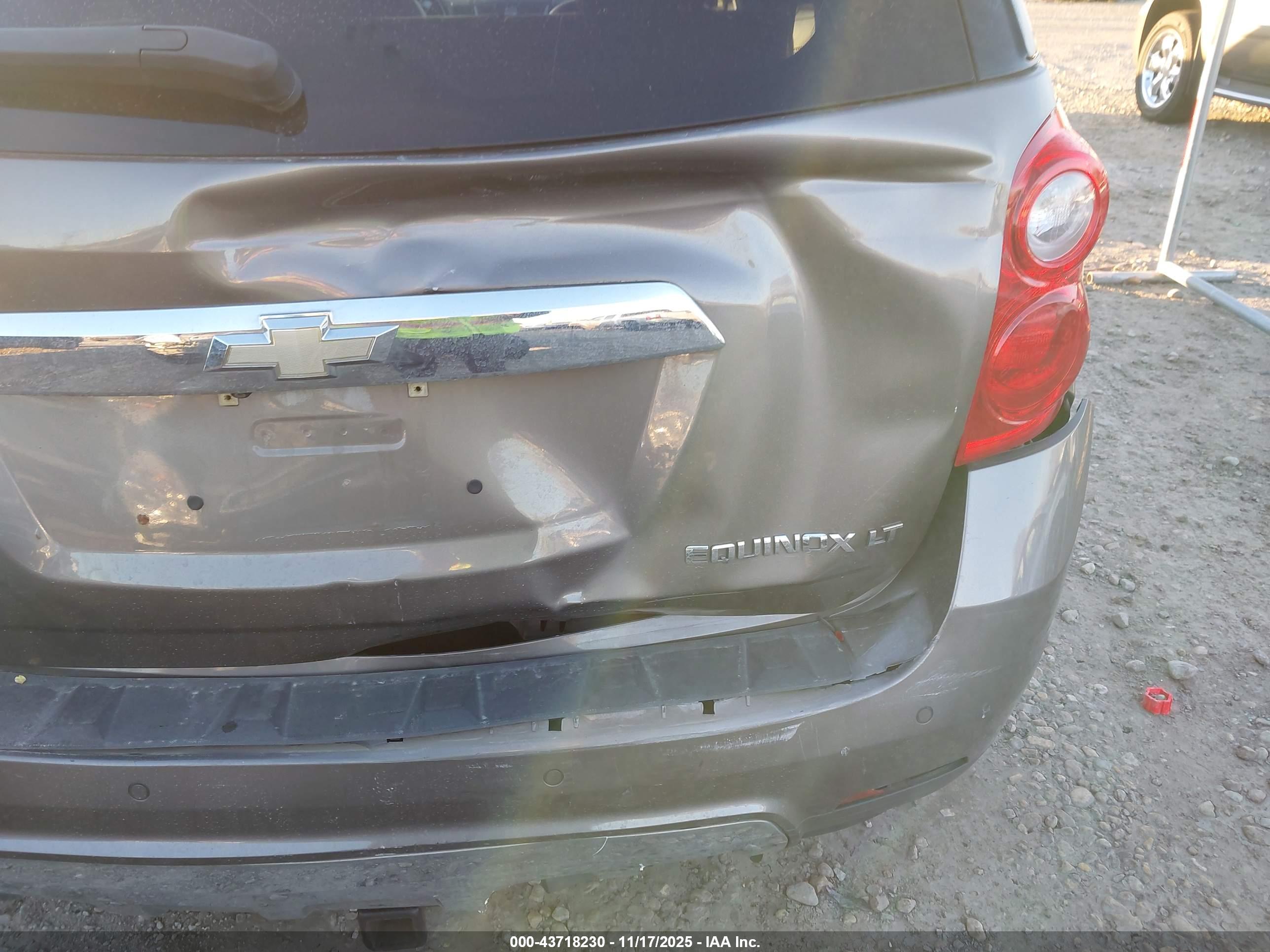 CHEVROLET EQUINOX image 6